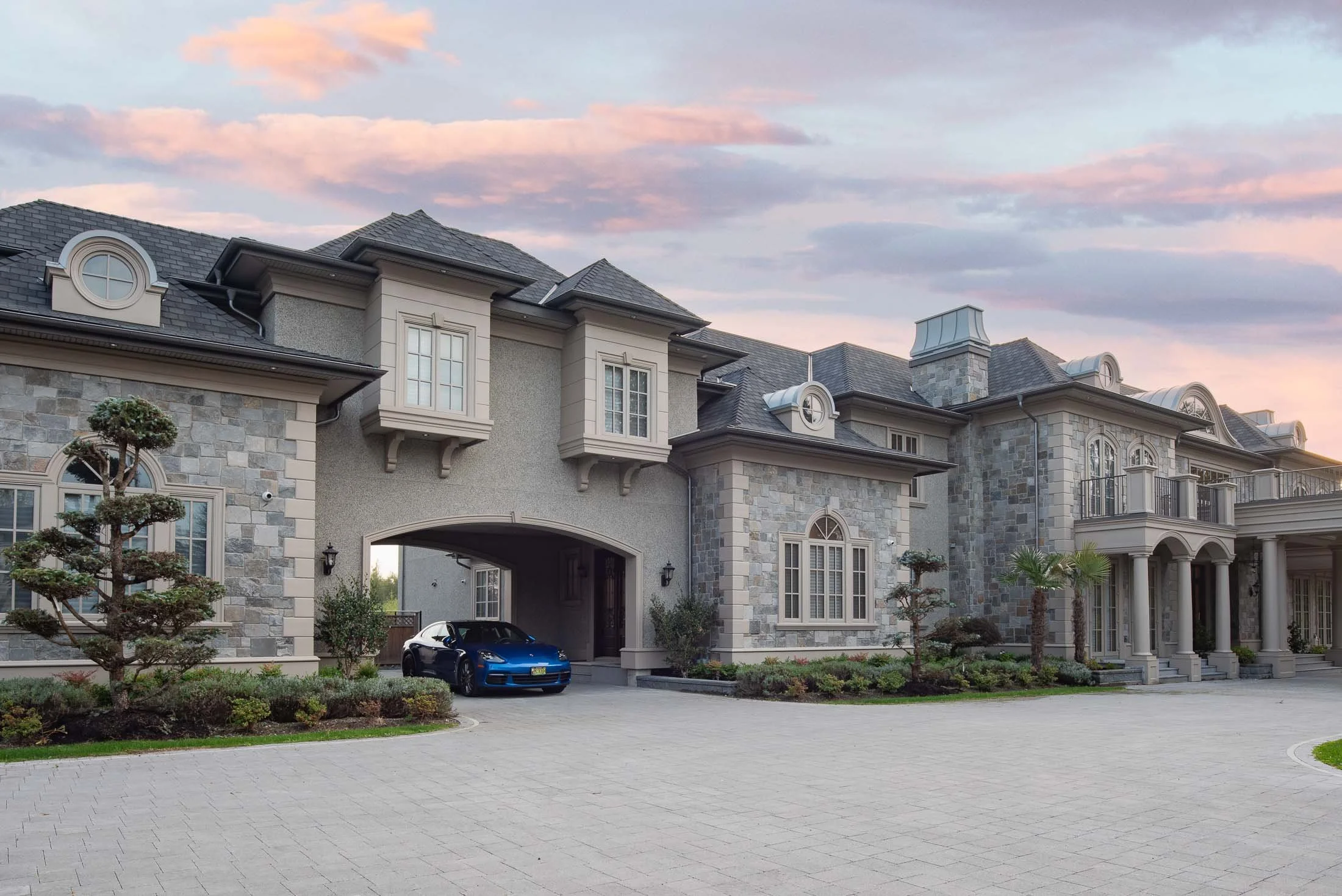 ELITE_PREMIUM_HOMES_10288_GRANVILLE-31.jpg