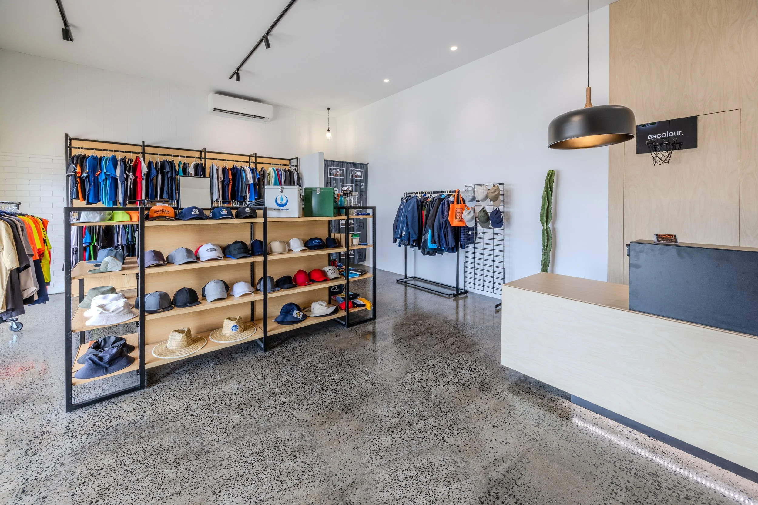 commercial electrician tugun light replacment