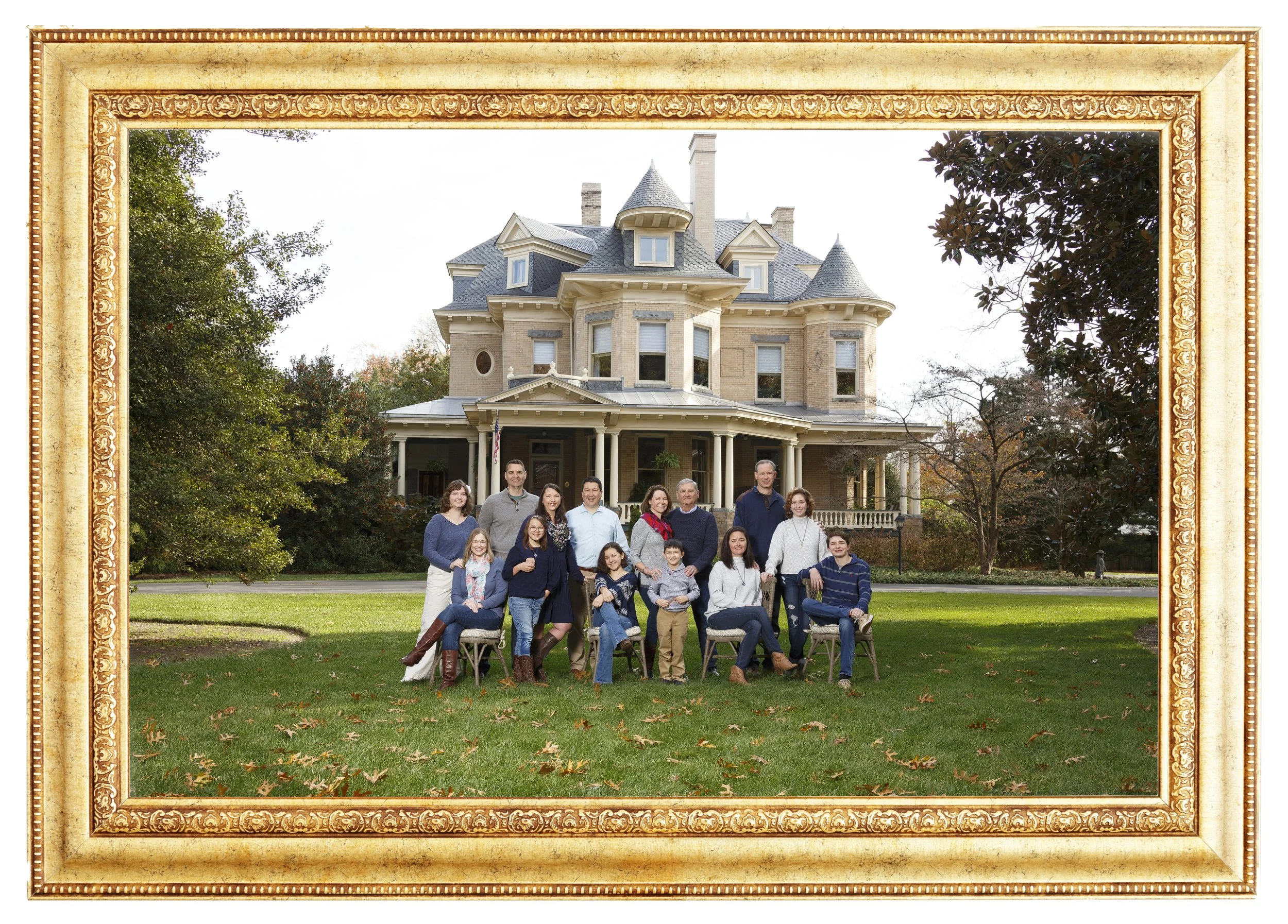 Multigenerational extended family gathered for a professional family portrait in Richmond, Virginia at Maymont Park, by Hayes & Fisk.