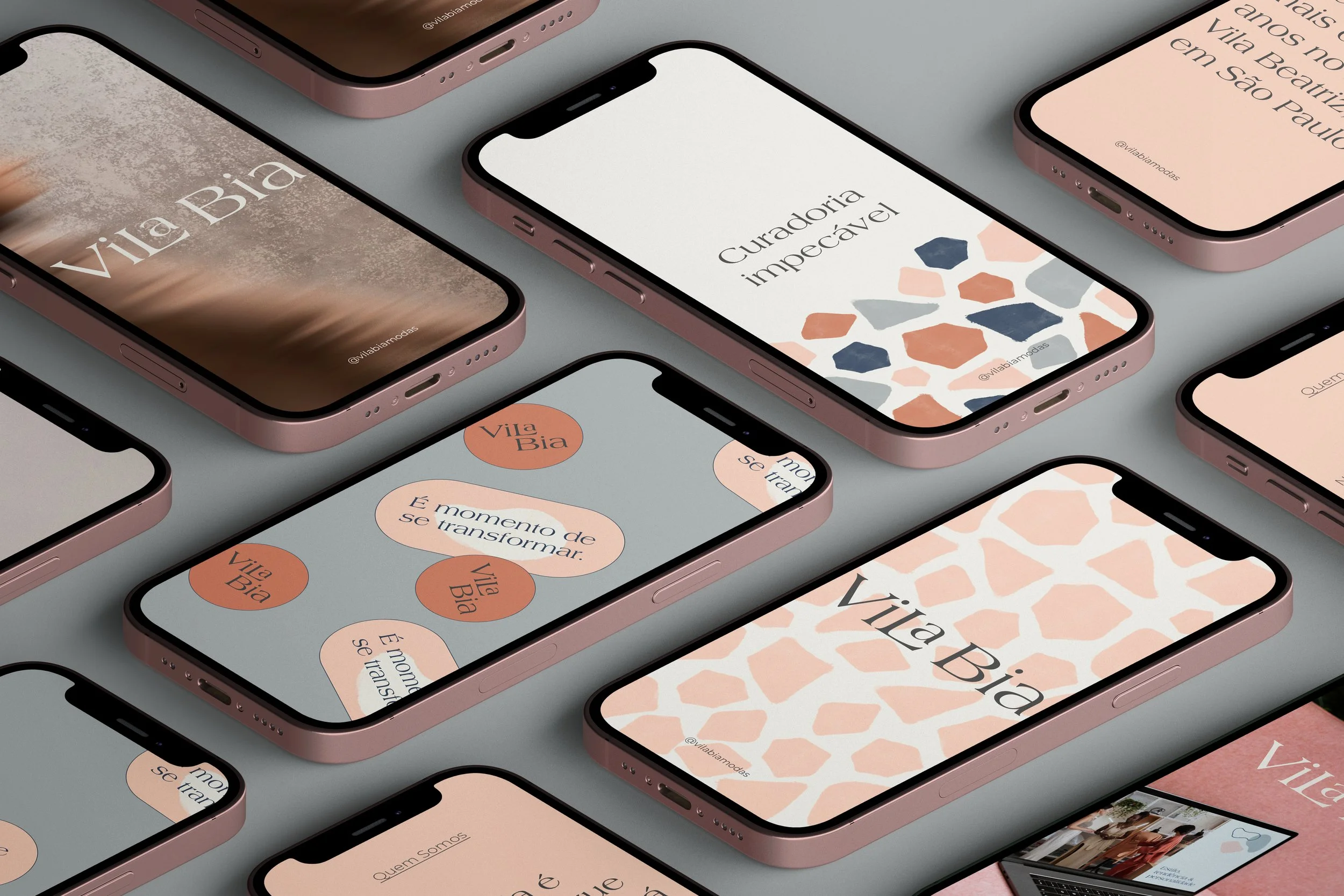 iPhone 12 mini isometric Mockup.jpg