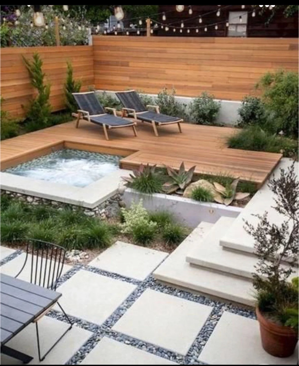 TOMORROW GARDEN