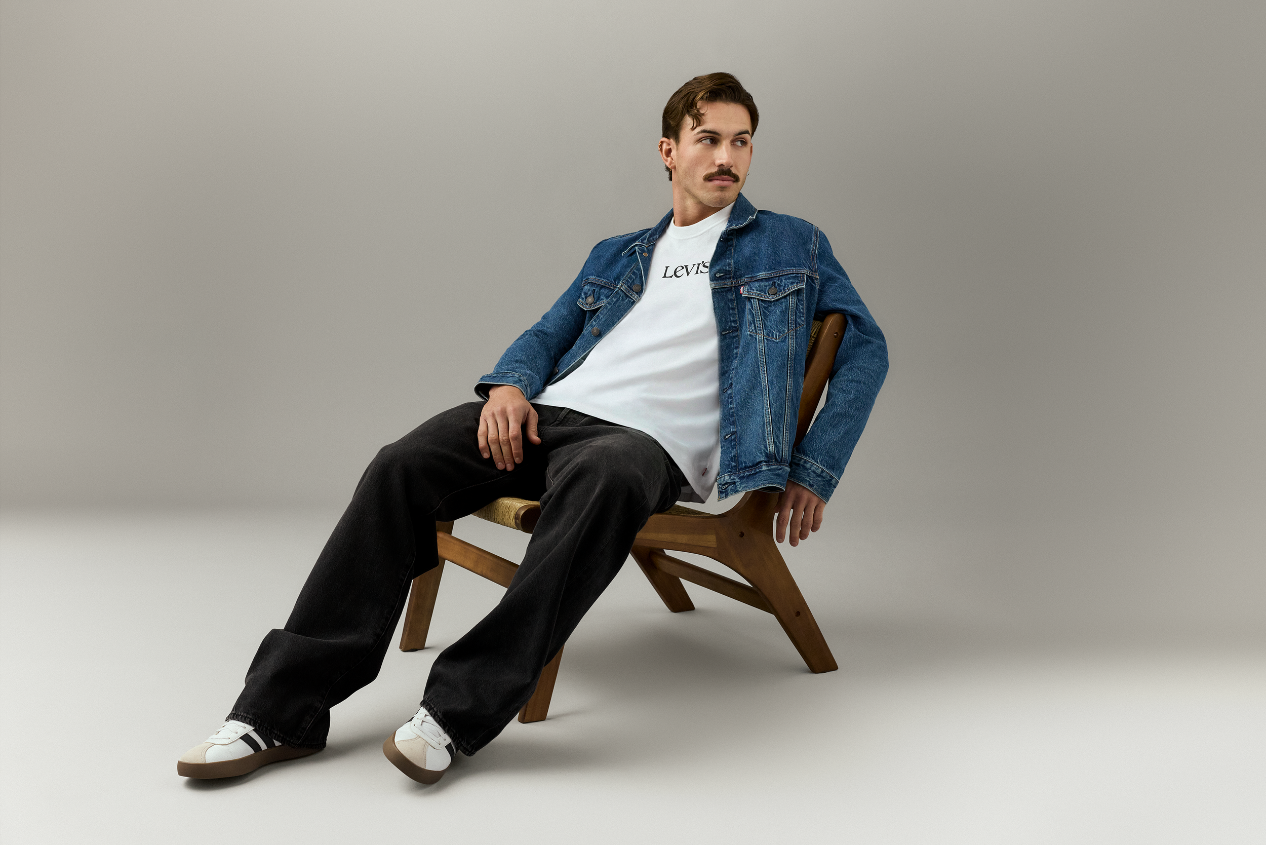 MYER1915_LEVI'S_164_150DPI.png