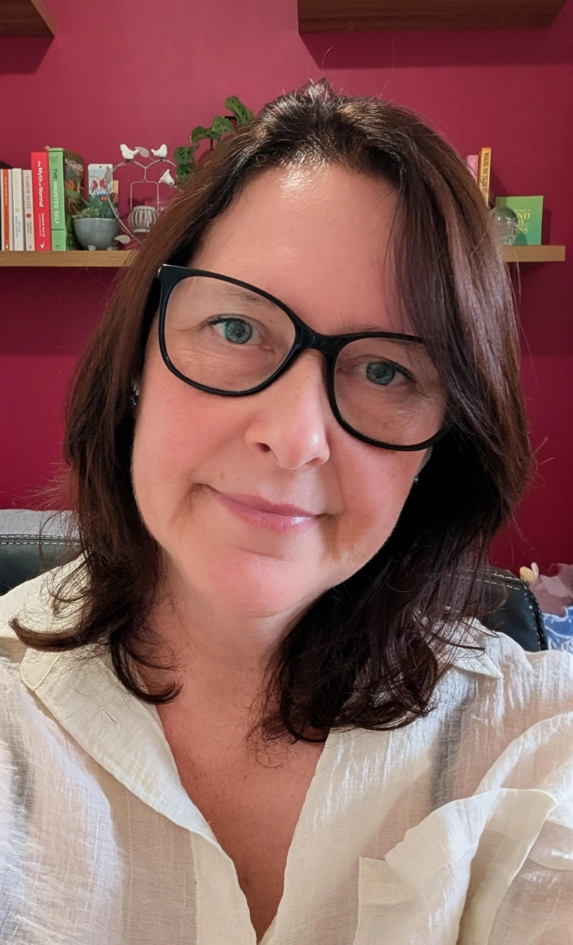 Melissa Murdoch is an Accredited Mental Health Social Worker with 30 years experience.  Having established Lifeways Consulting in 2018, Melissa has worked with clients both Nationally and Internationally, with practical outcomes and advice.