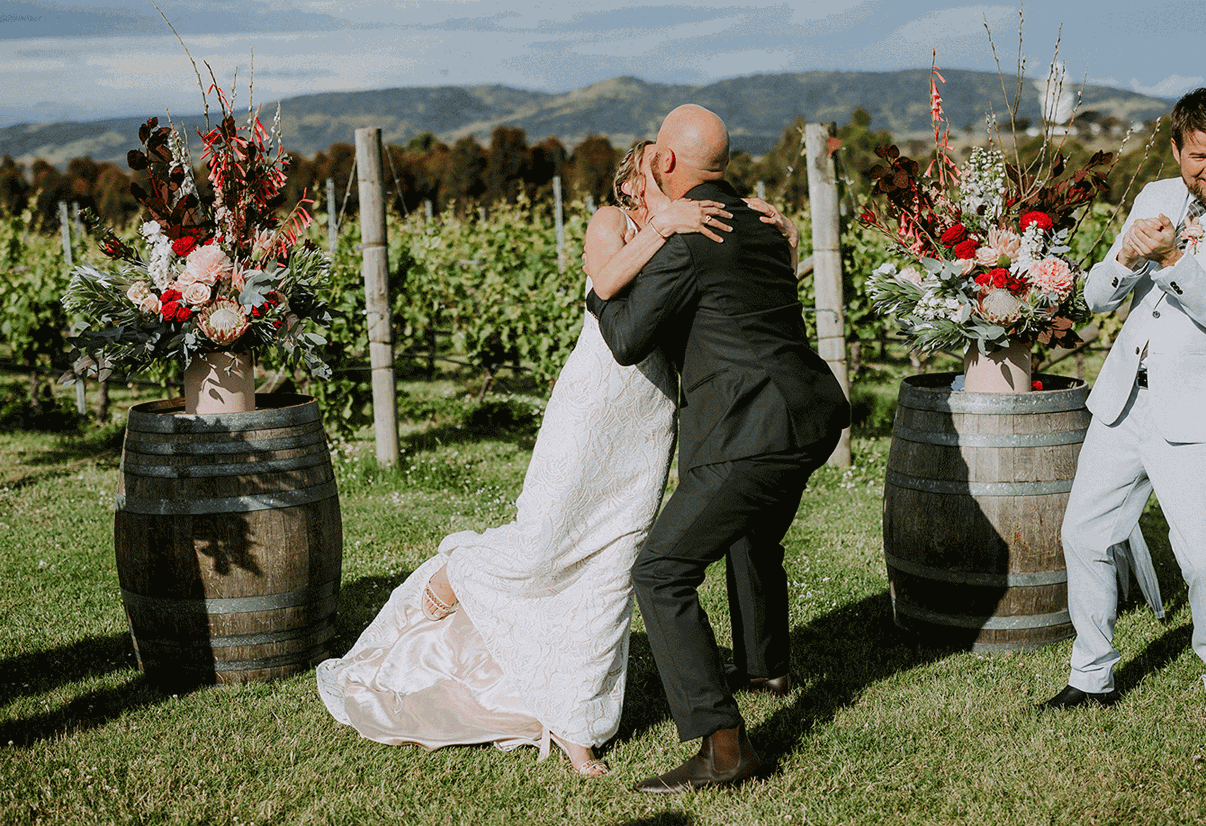 RJ_GoldCoast_Queensland_Australia_Wedding_Ulla_and_Egor_Photography0123.gif