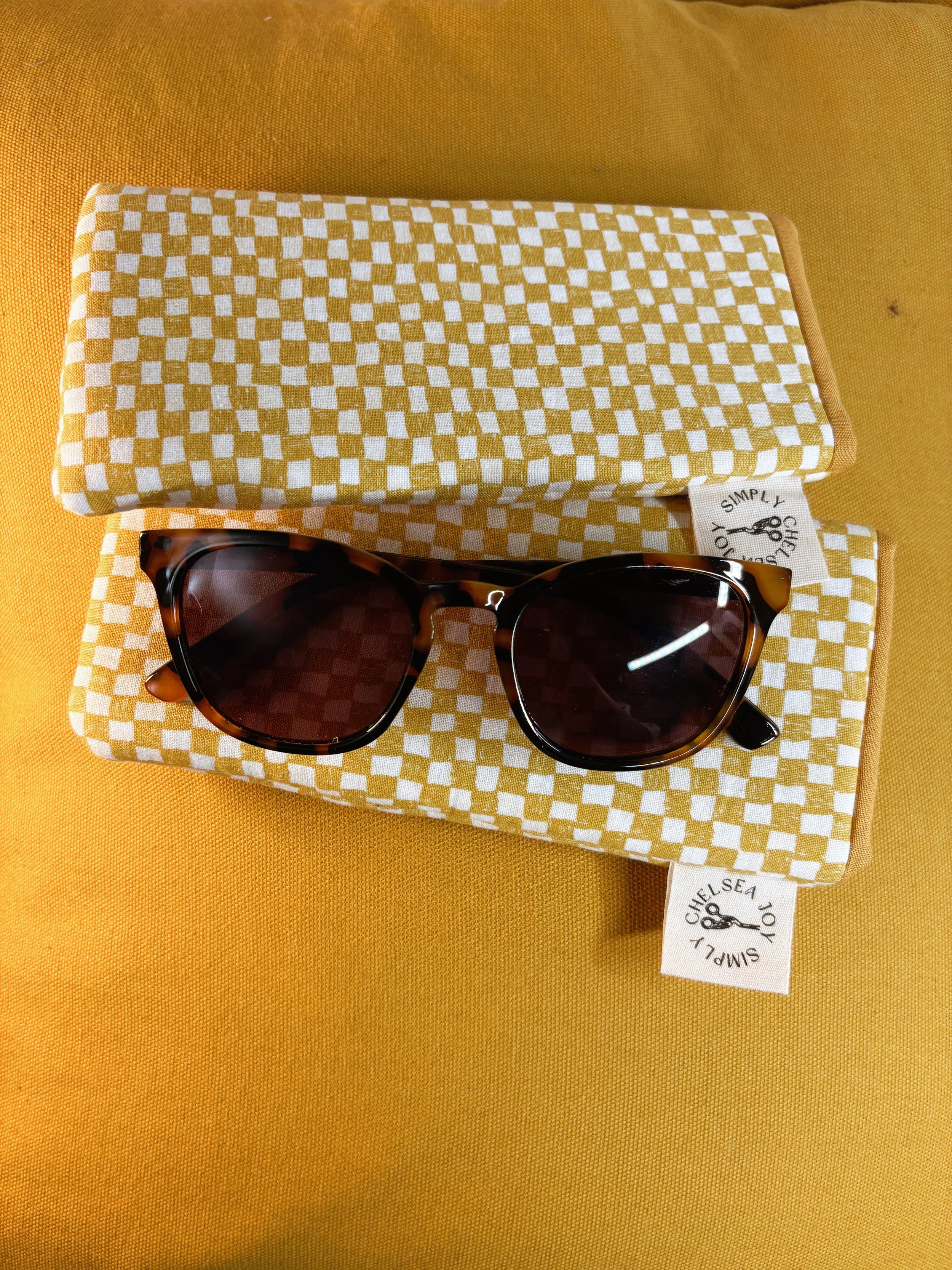 Yellow Checkered Glasses Sleeve