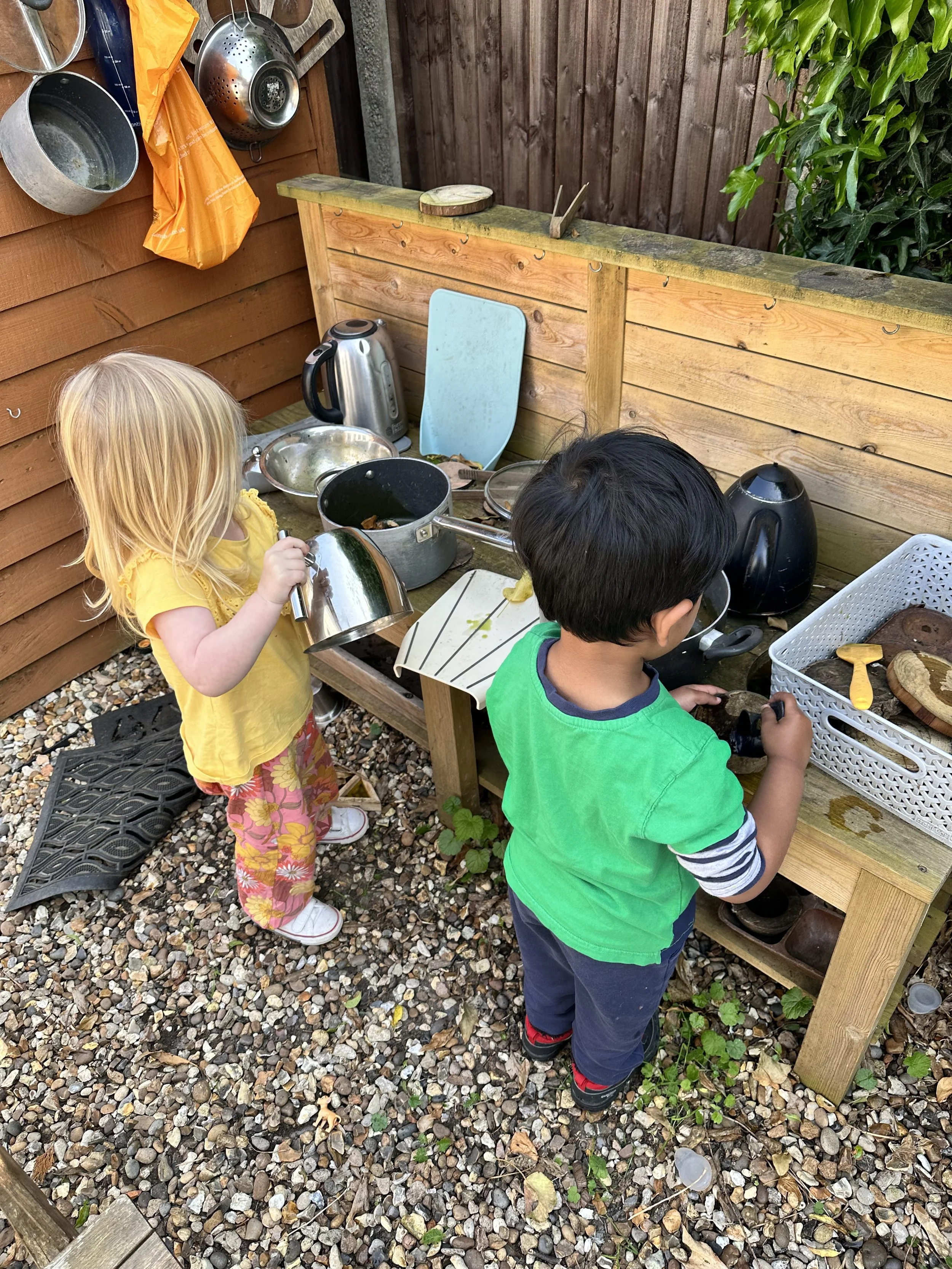 Flower Potions in the Mud Kitchen 🧪 