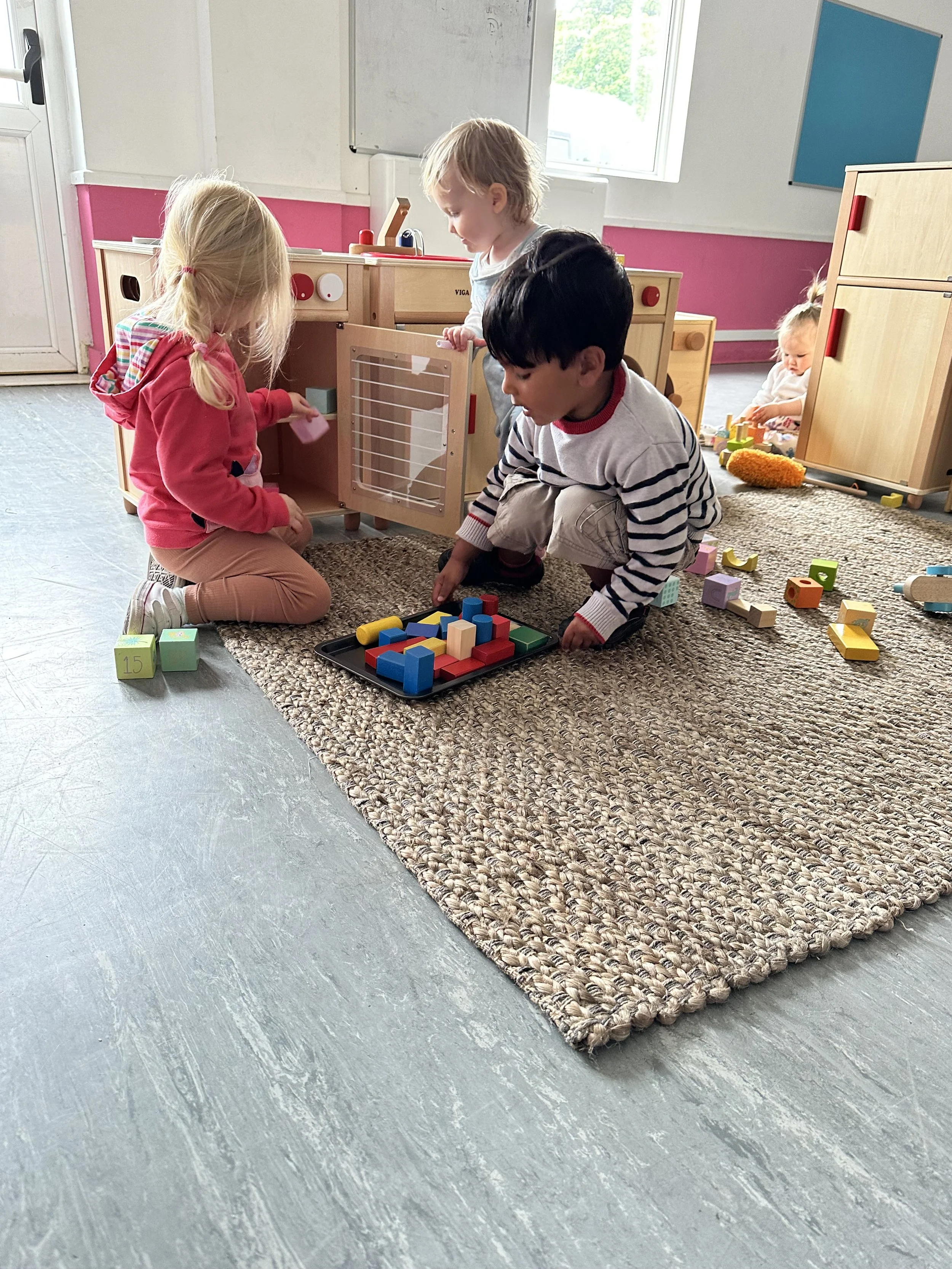 🧑‍🍳👨‍👩‍👦👩‍🚀📞🧗‍♀️