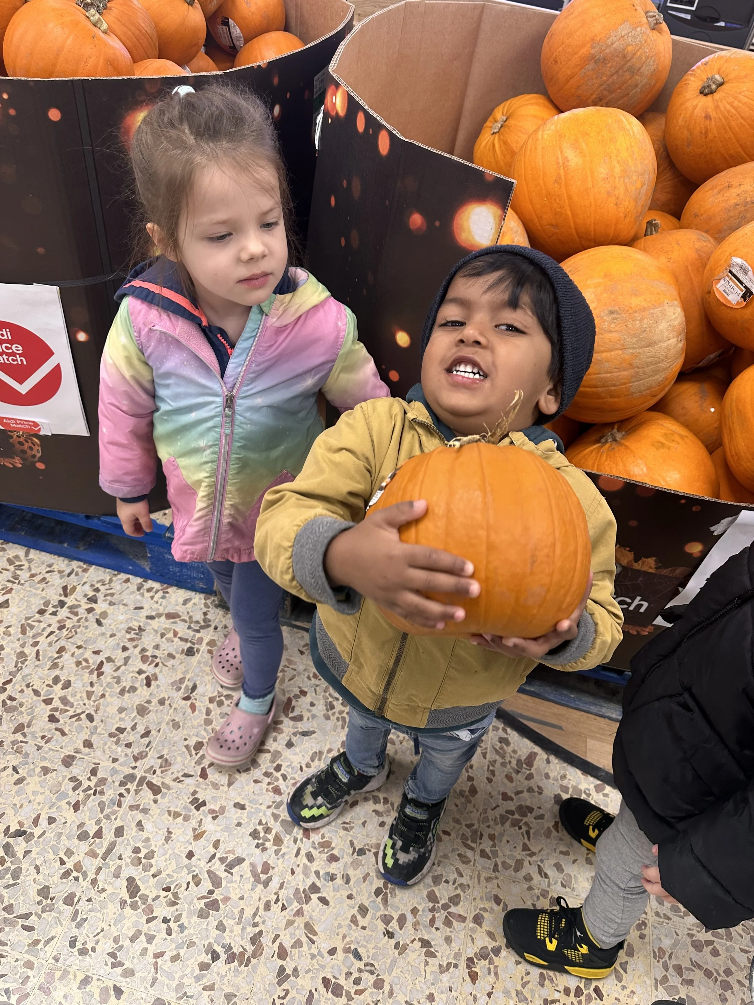 Pumpkin Decorating 🎃 