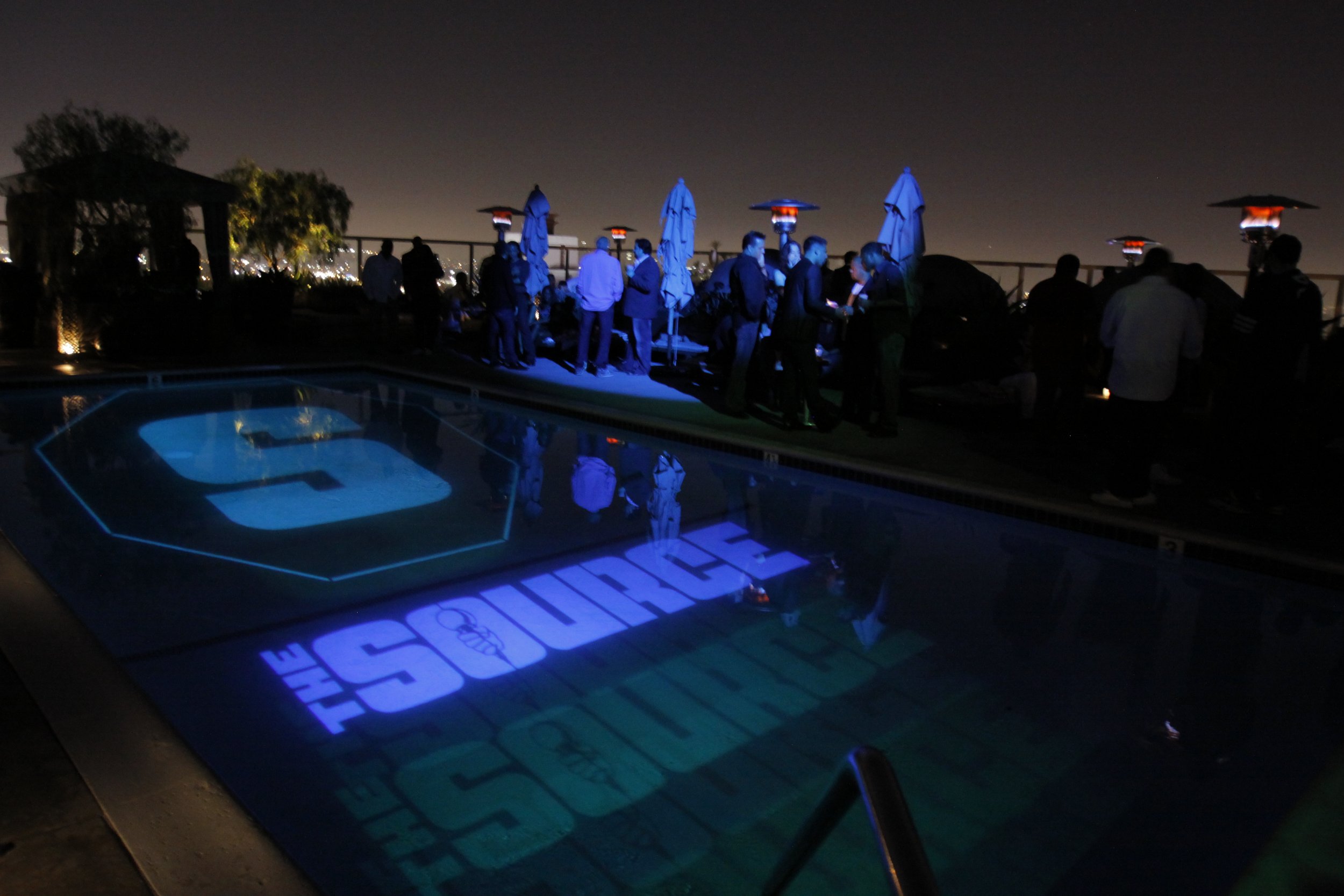 POOL.jpg