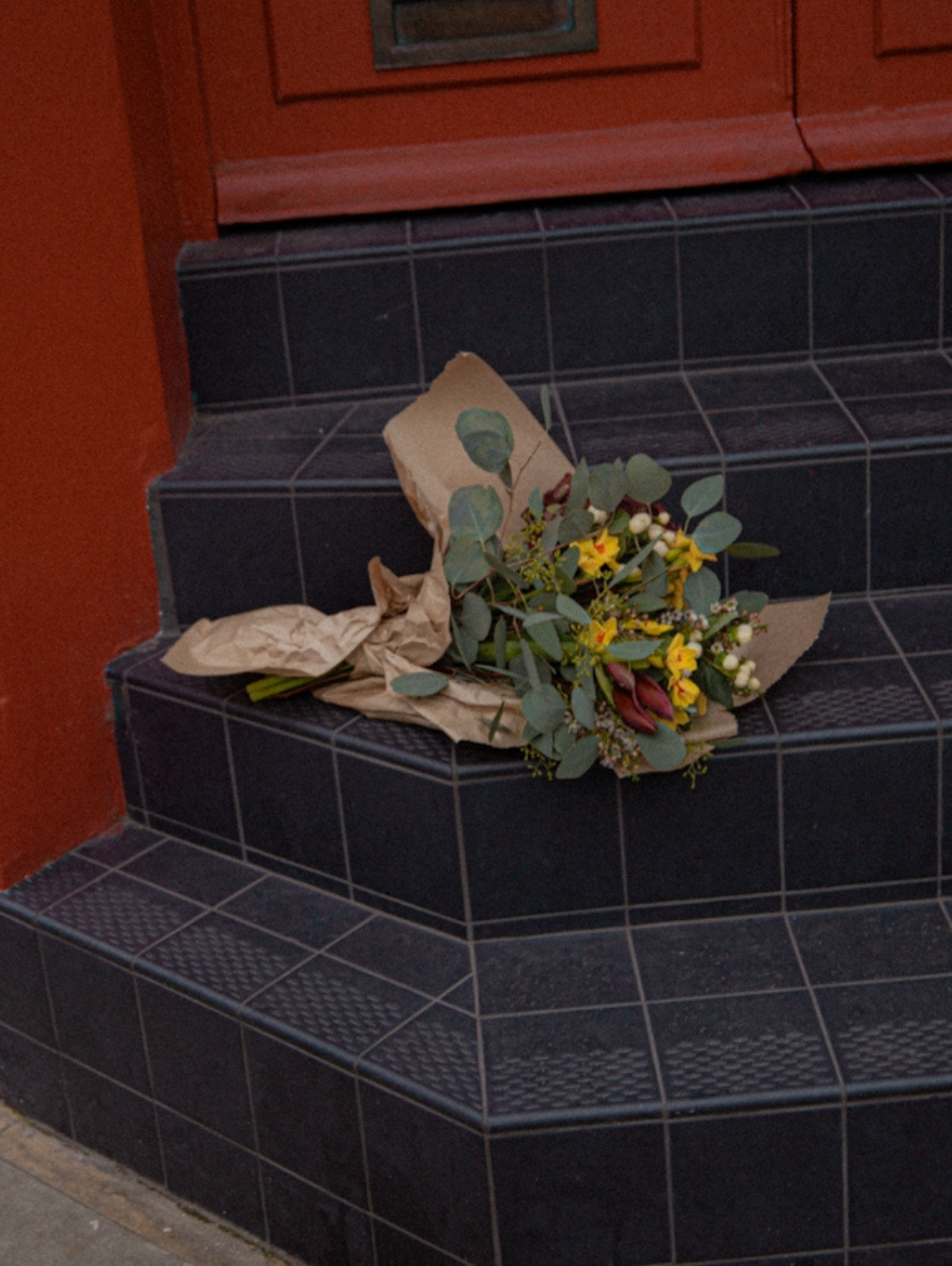 Bouquet on a step