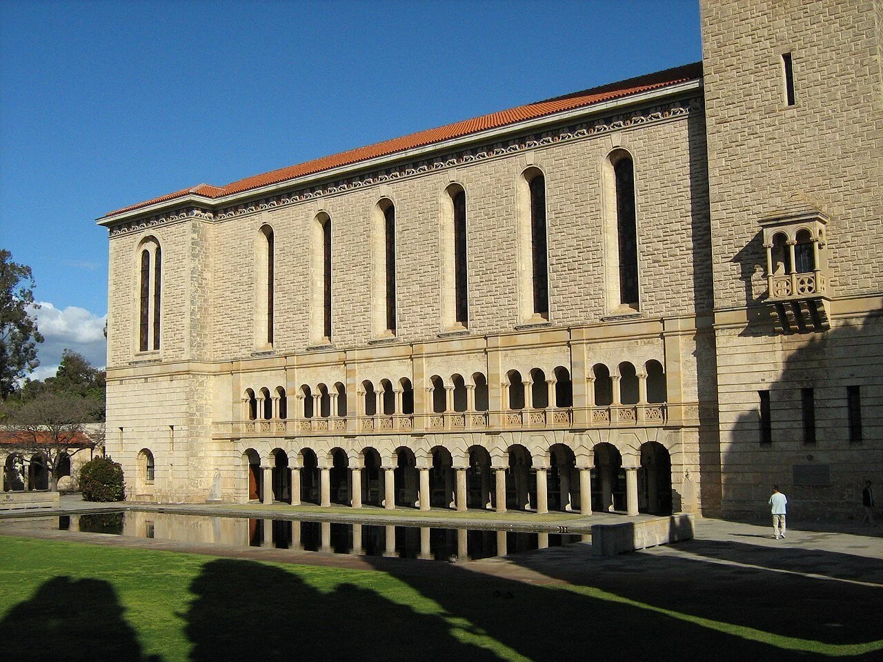 Winthrop Hall at the University of Western Australia, Crawley, on the river side of Nedlands