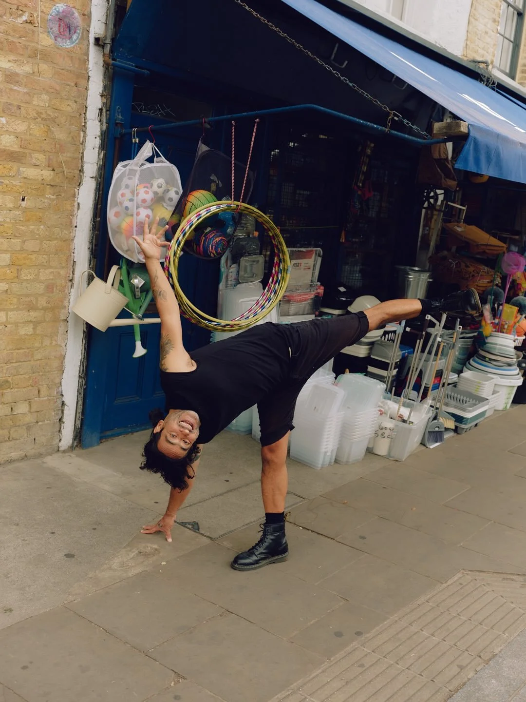 Roberto is light incarnate. Always full of smiles, his classes will pick you up, turn you upside down, and send you off on your way floating down the street. He says his favourite thing about the studio is that there&rsquo;s always someone smiling to