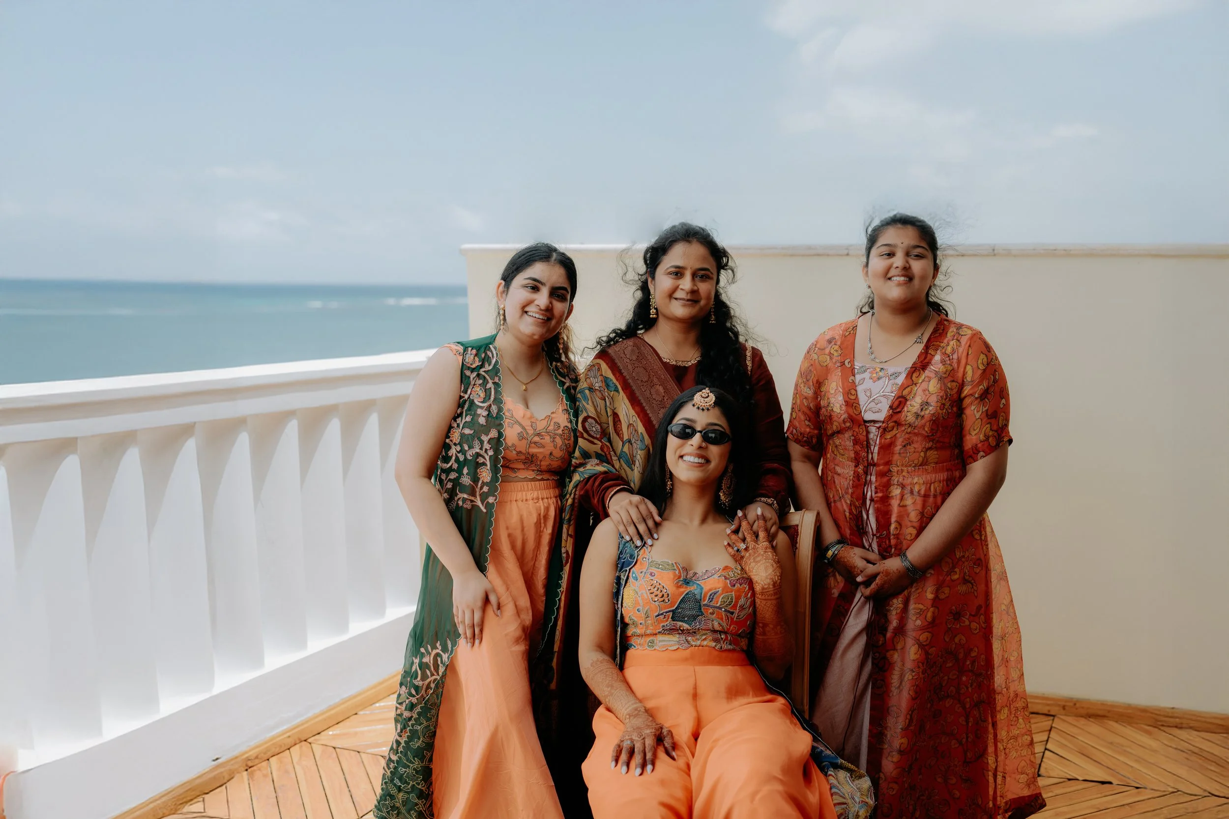 S+N_Sneak Peeks_024.jpg