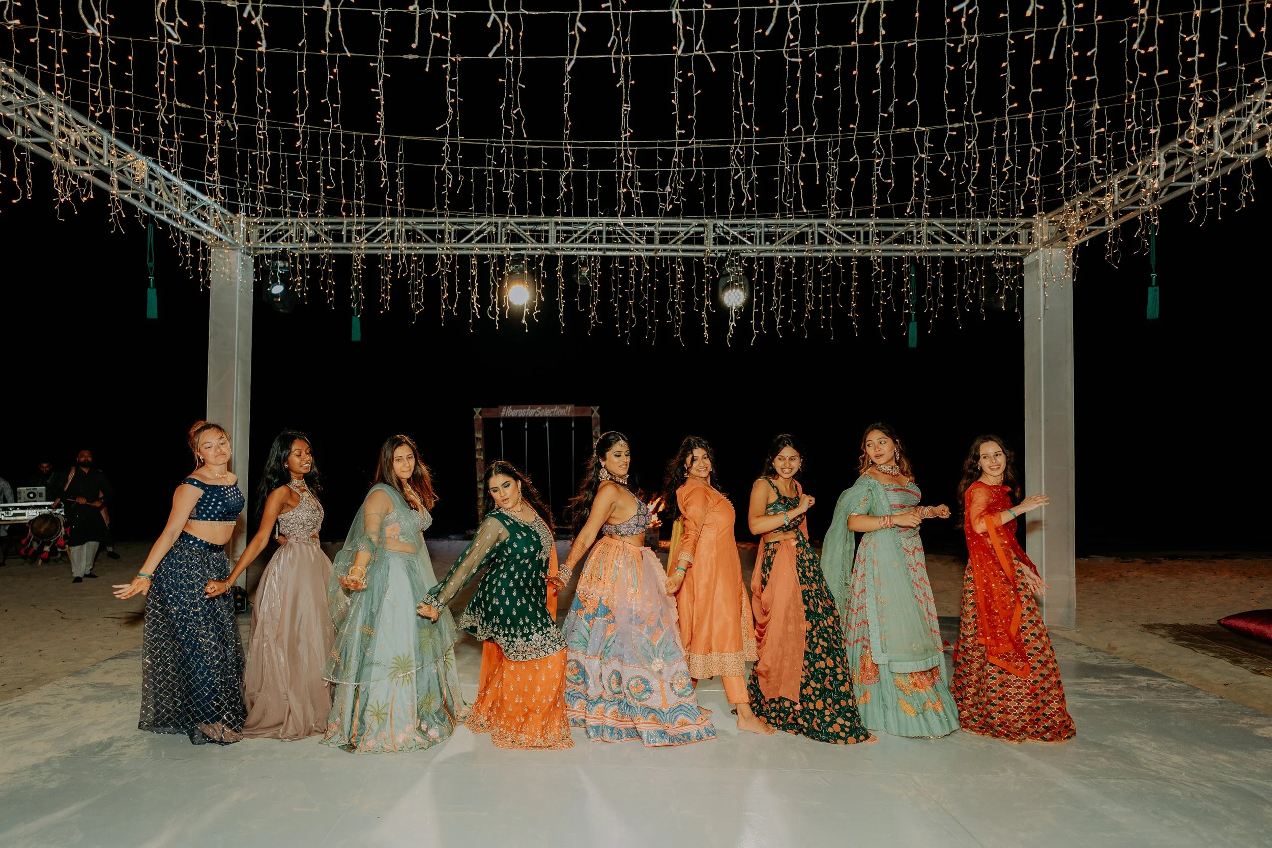 S+N_Sneak Peeks_062.jpg