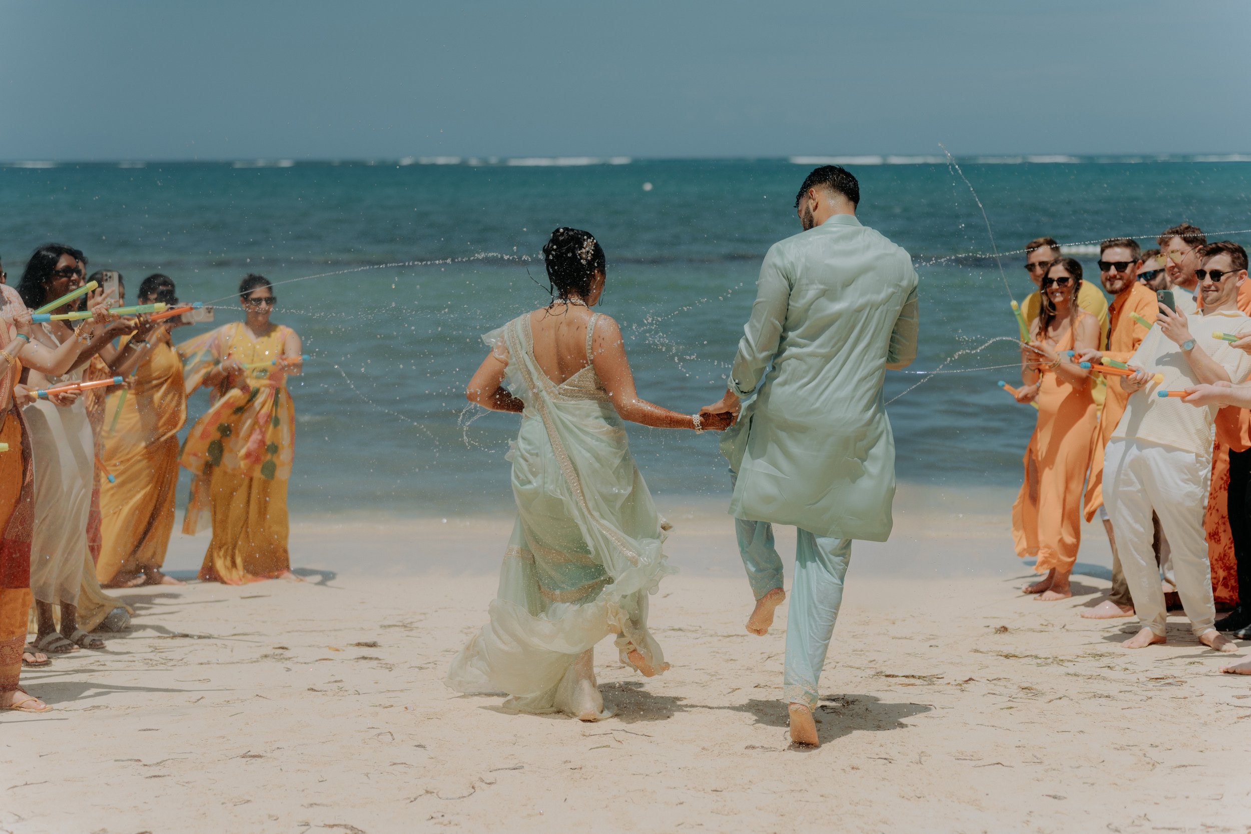 S+N_Sneak Peeks_160.jpg