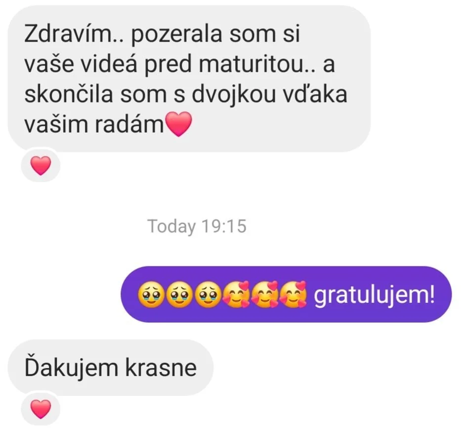 A text message conversation in Slovak exchanging congratulations and gratitude, with emojis of smiling and crying faces, and pink heart emojis.