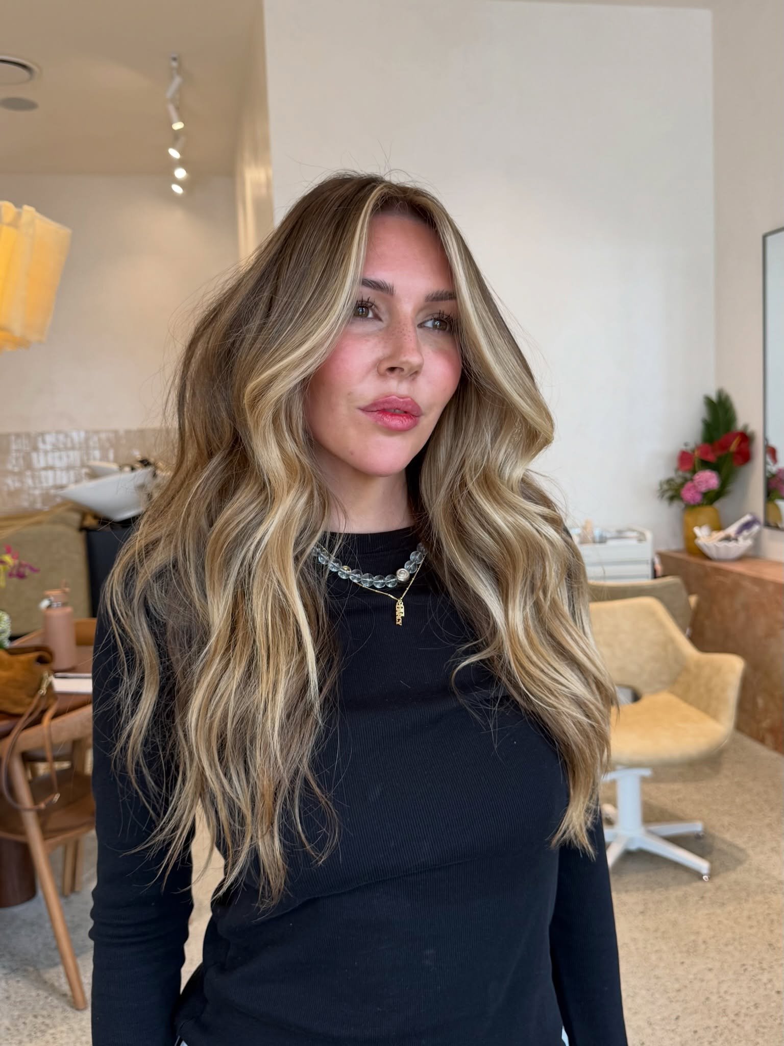 Just me and my yellow kicker back together again @redken 

✨💛🌝🌻🌼🍋🍯✨⚡️☀️

#manlyhairdresser
#livedincolournorthernbeaches 
#northernbeacheshair
#sydneyhairdresser