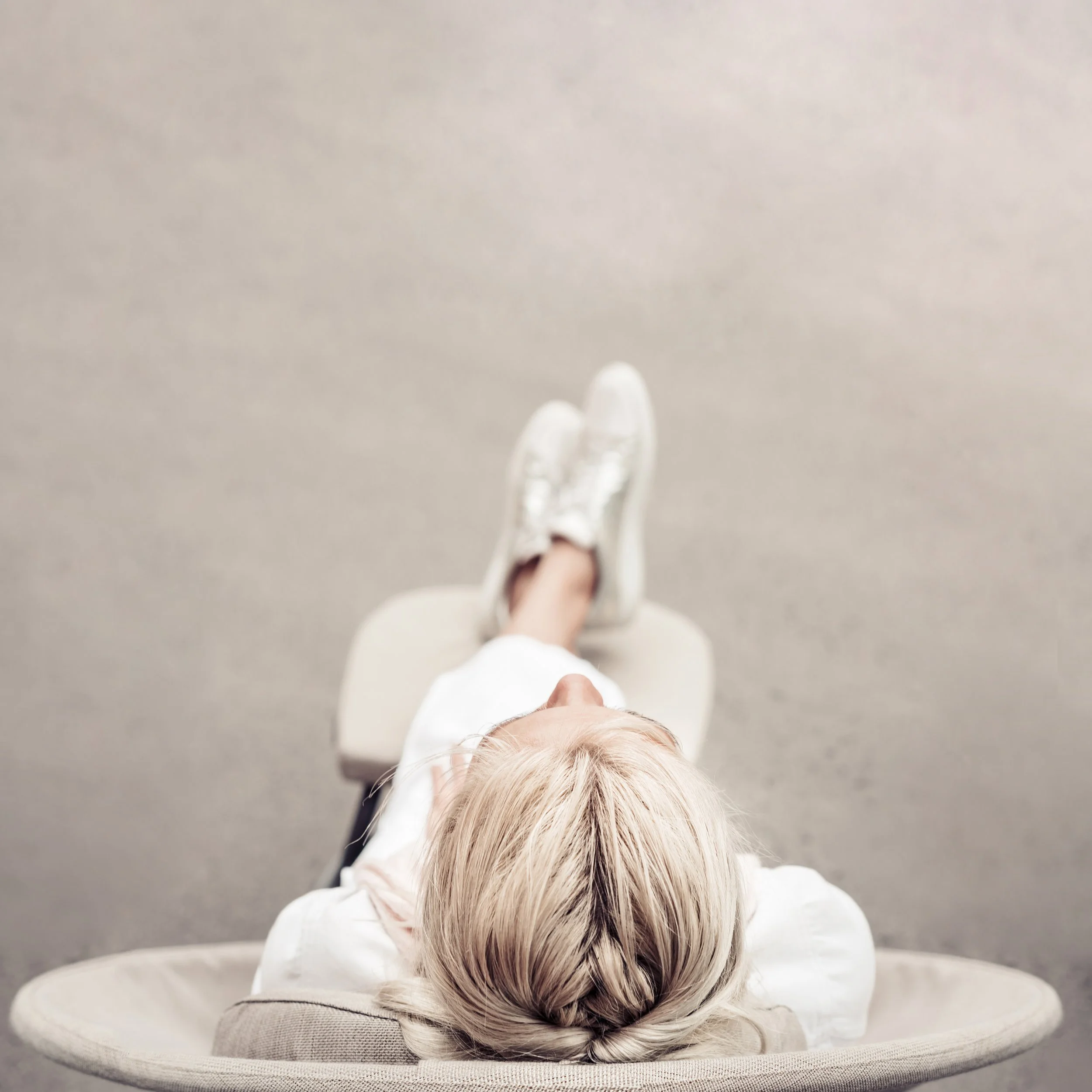 The magical art of lying flat.