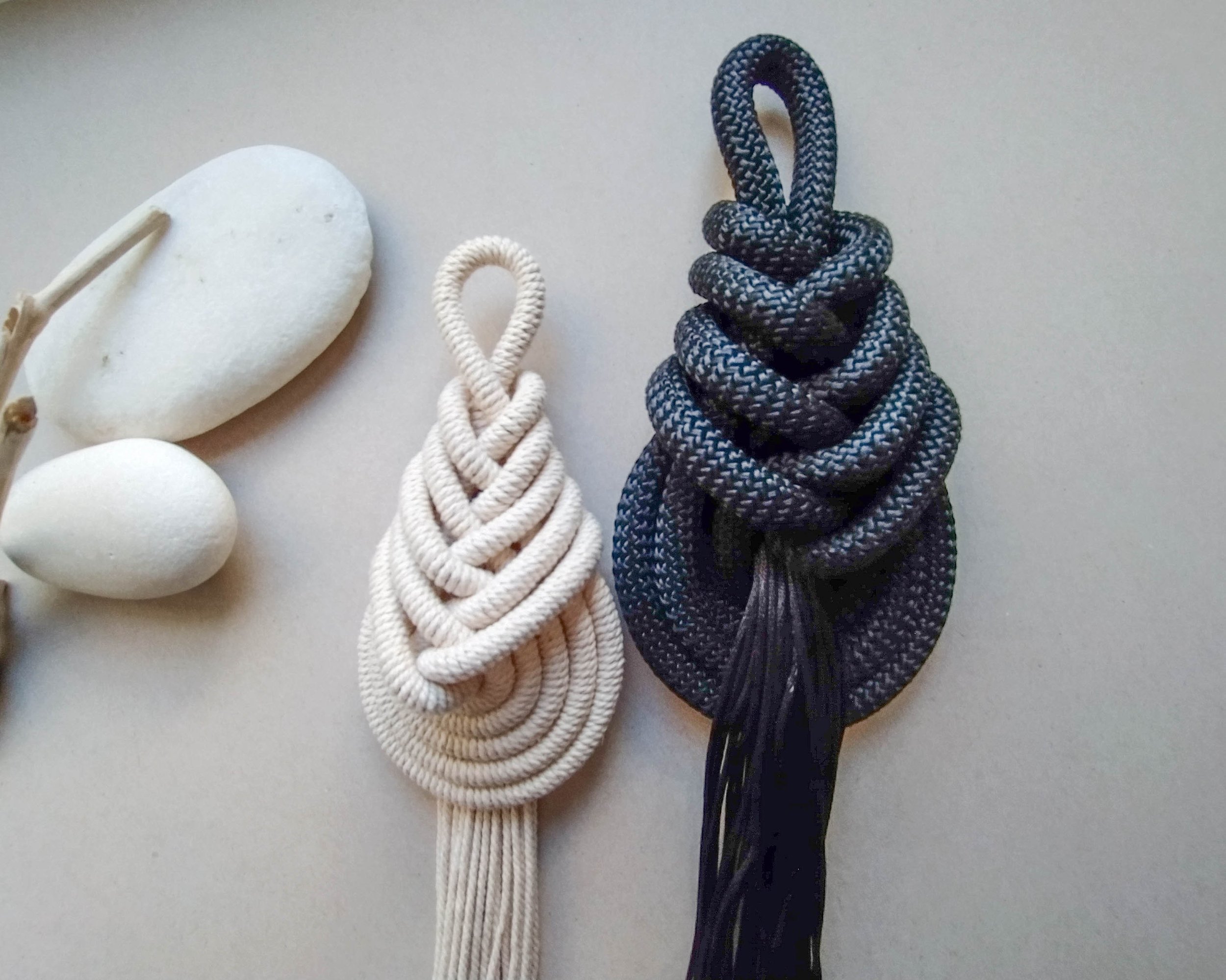 https://i.etsystatic.com/8938439/r/il/299152/2967732004/il_fullxfull.2967732004_prr4.jpg