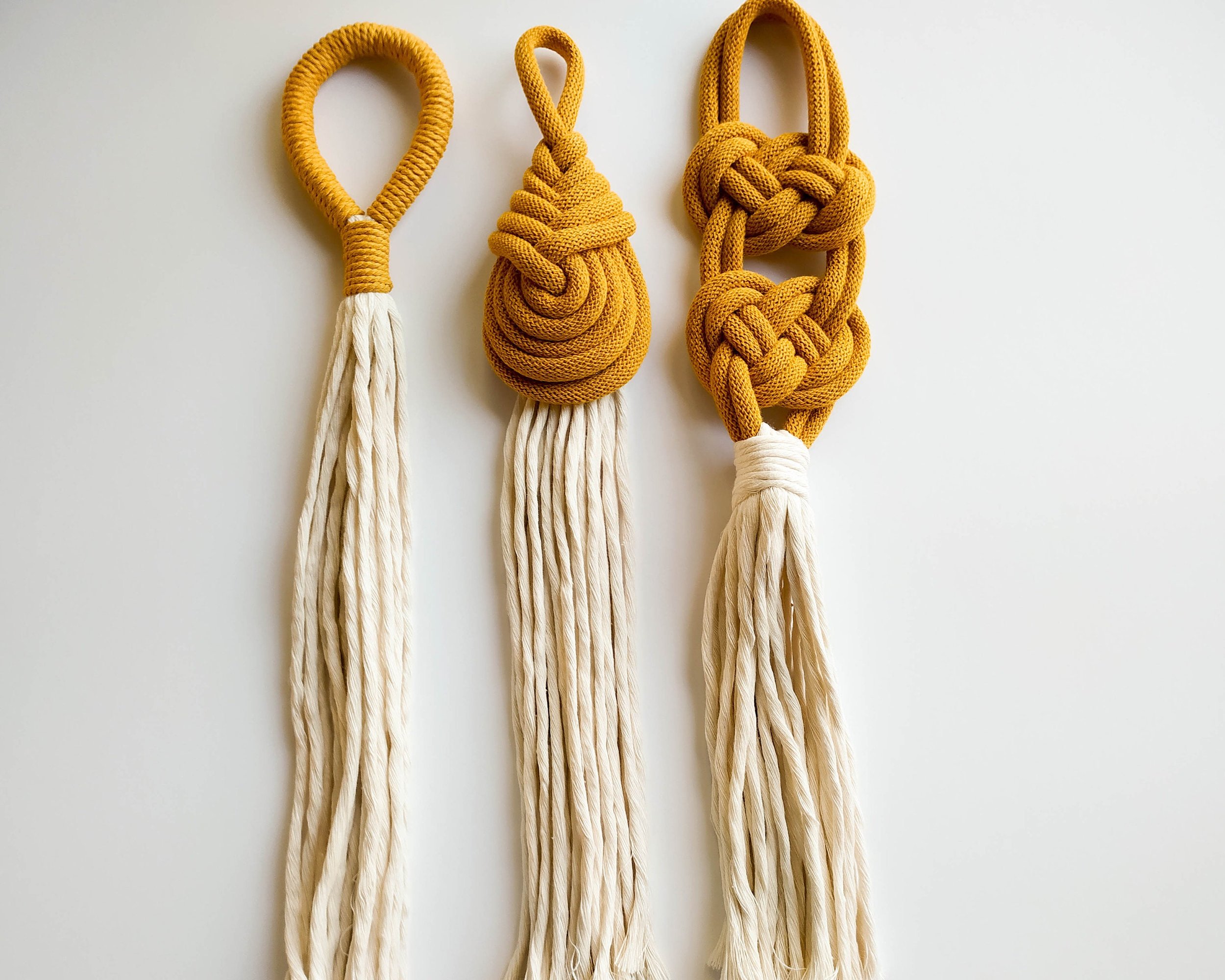 https://i.etsystatic.com/8938439/r/il/b4db41/3708290109/il_fullxfull.3708290109_7xd1.jpg