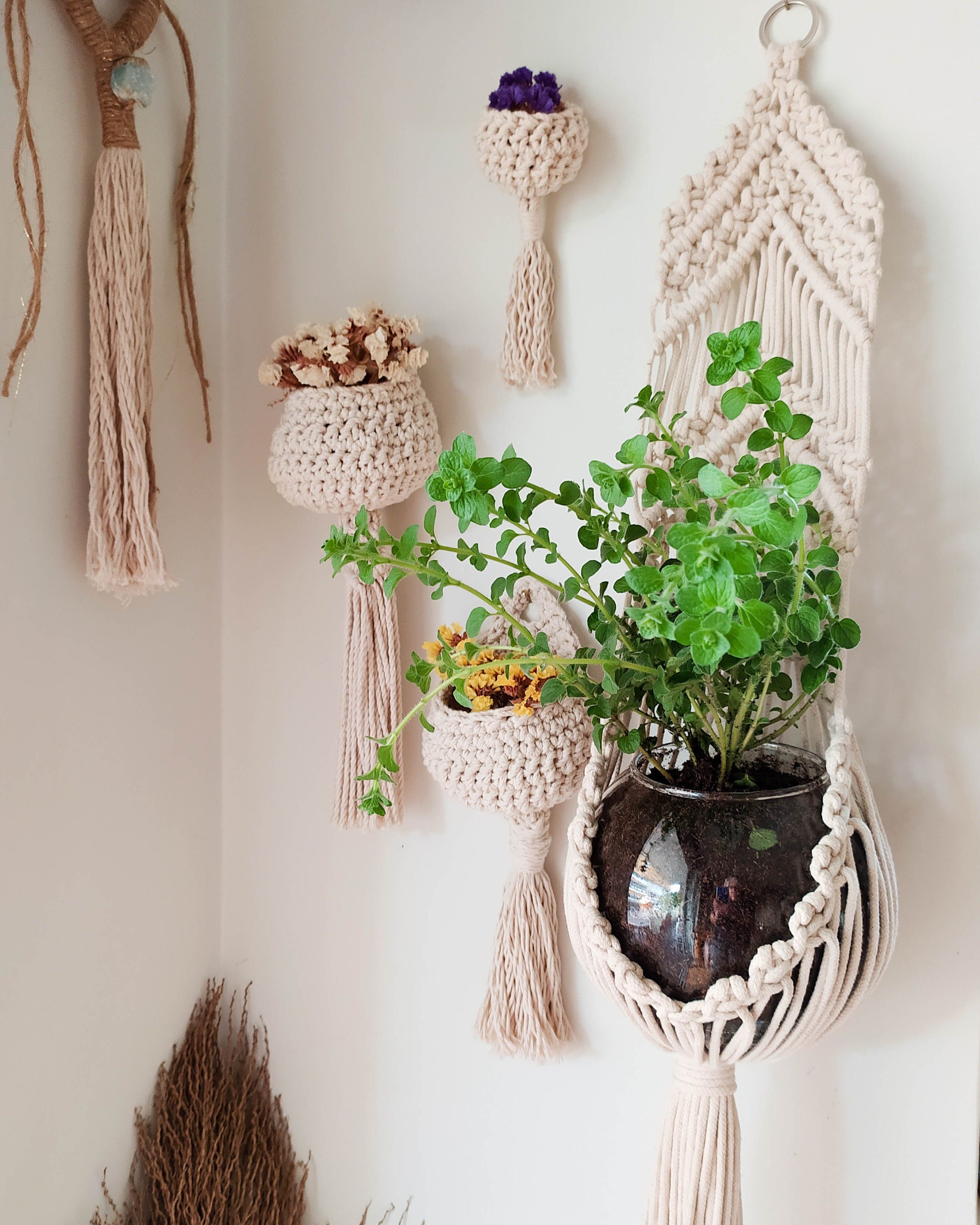 https://i.etsystatic.com/8938439/r/il/dd0905/2187885706/il_fullxfull.2187885706_ek4r.jpg