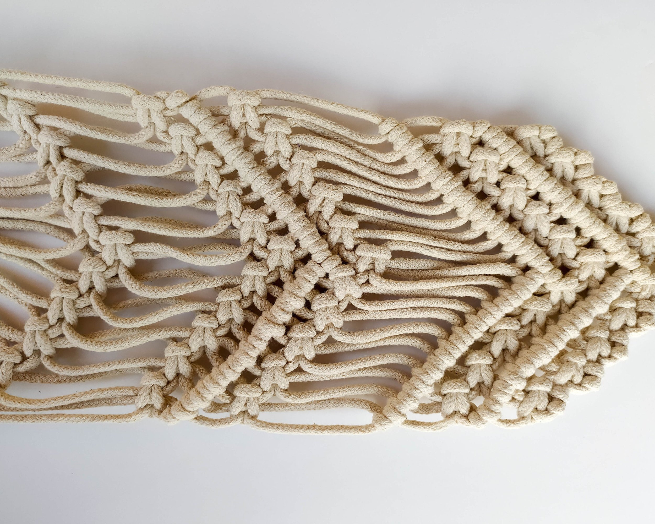 https://i.etsystatic.com/8938439/r/il/e27770/2235460191/il_fullxfull.2235460191_8k16.jpg