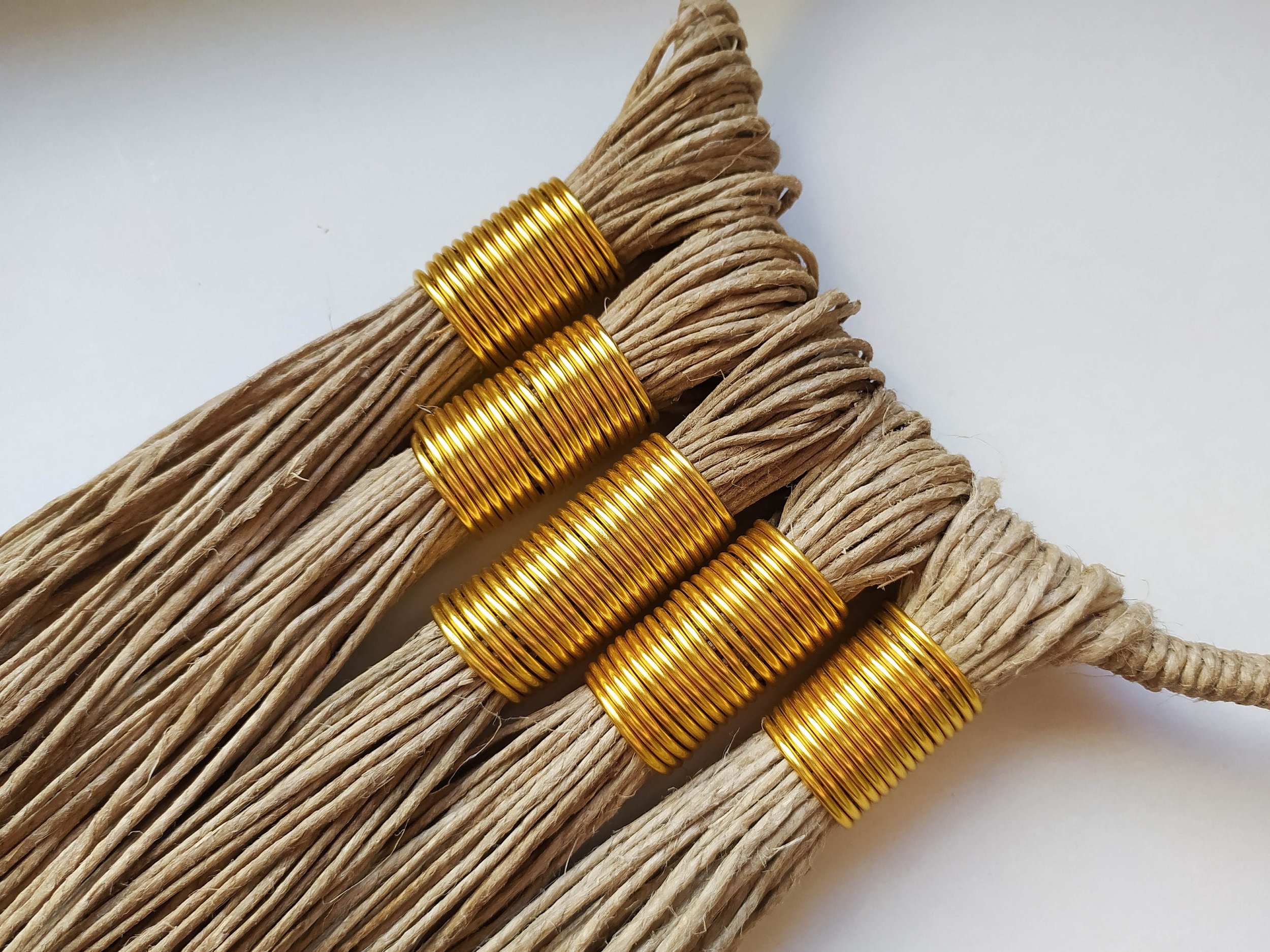 https://i.etsystatic.com/8938439/r/il/d31311/3412615891/il_fullxfull.3412615891_tj20.jpg