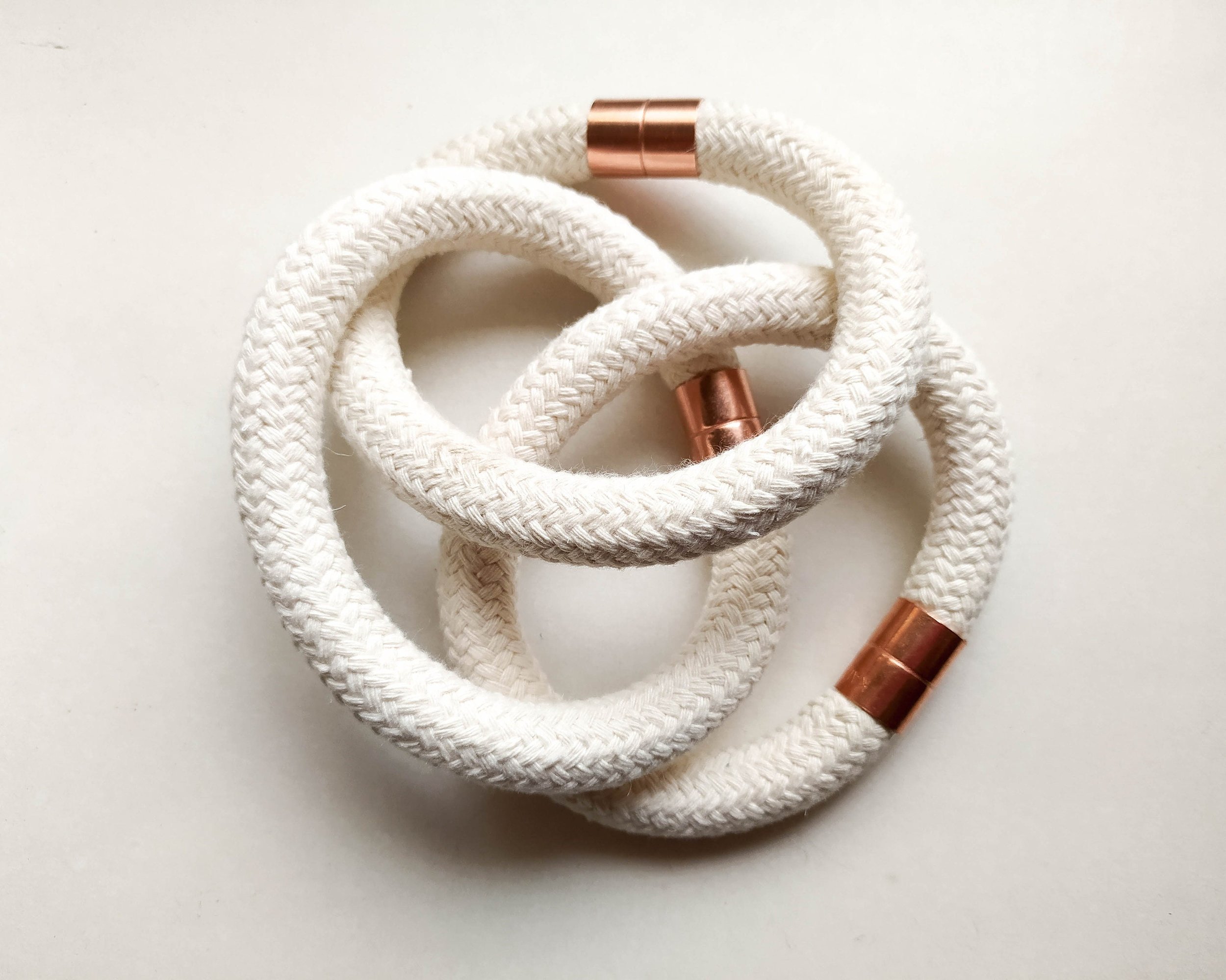https://i.etsystatic.com/8938439/r/il/3b72f3/4853833511/il_fullxfull.4853833511_6kkp.jpg