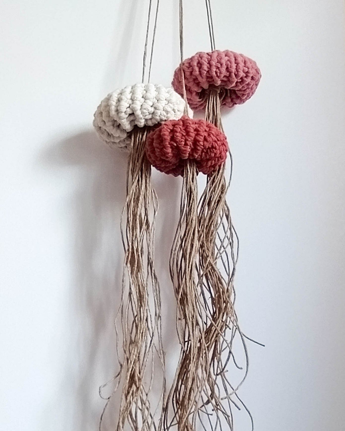 https://i.etsystatic.com/8938439/r/il/06b0d6/4594515714/il_fullxfull.4594515714_olld.jpg