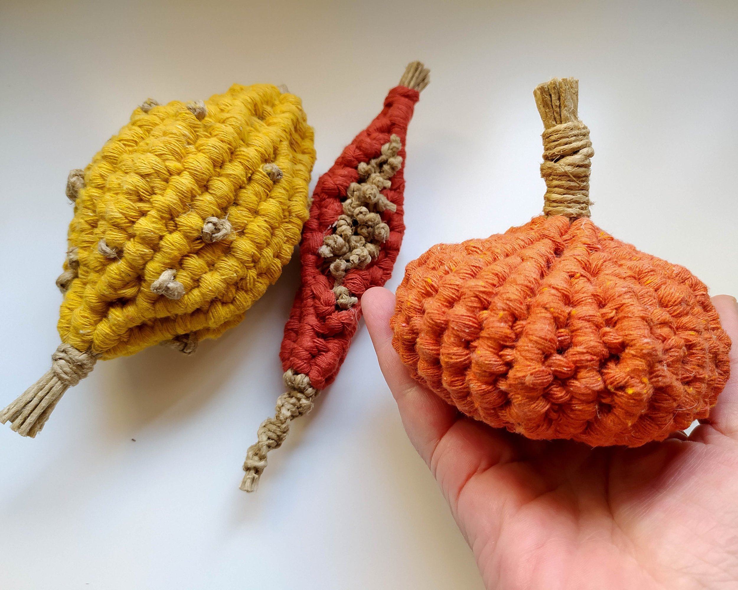 https://i.etsystatic.com/8938439/r/il/675d25/3254824800/il_fullxfull.3254824800_l5ez.jpg