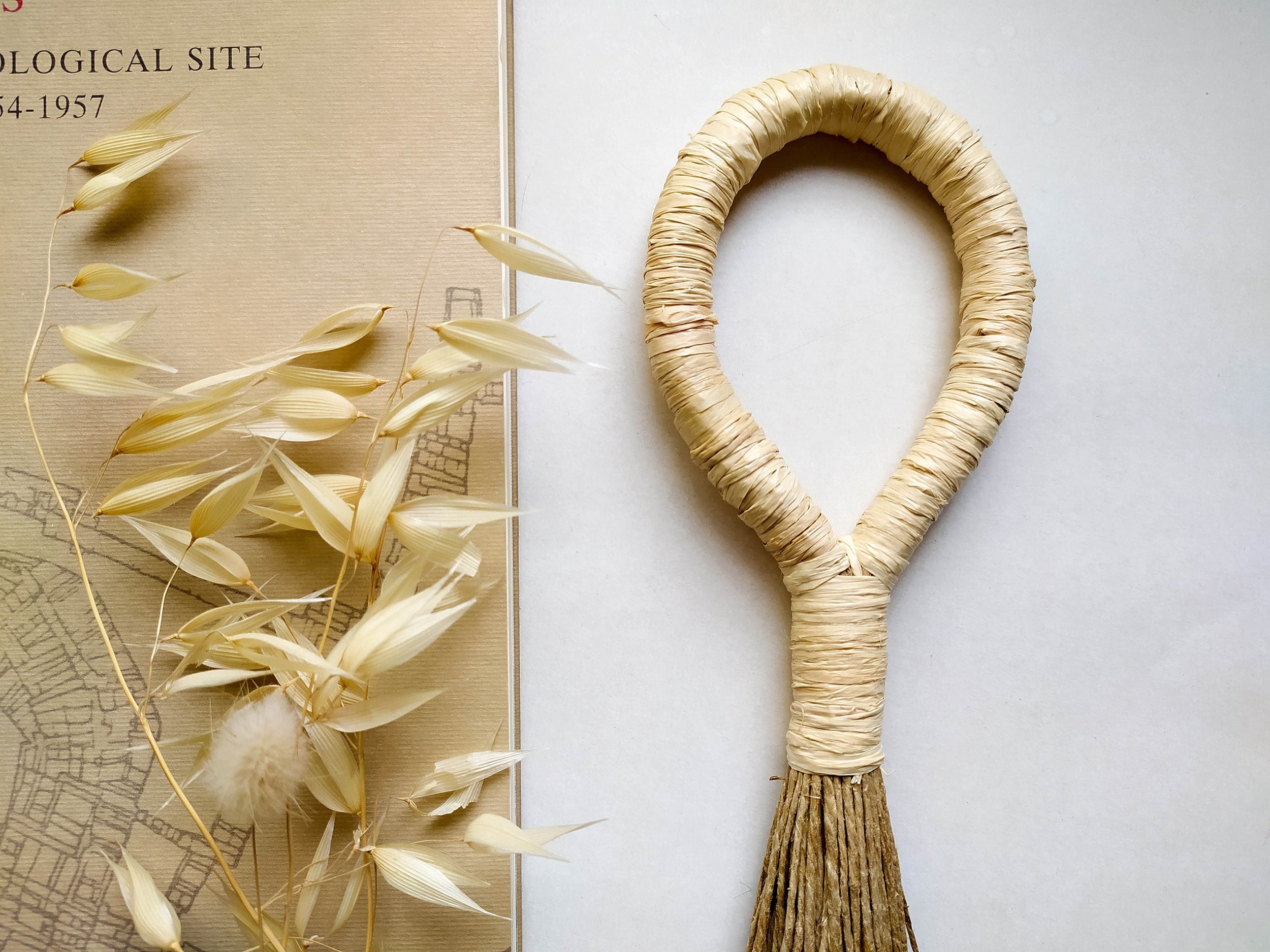 https://i.etsystatic.com/8938439/r/il/cde893/4807616396/il_fullxfull.4807616396_l7ph.jpg