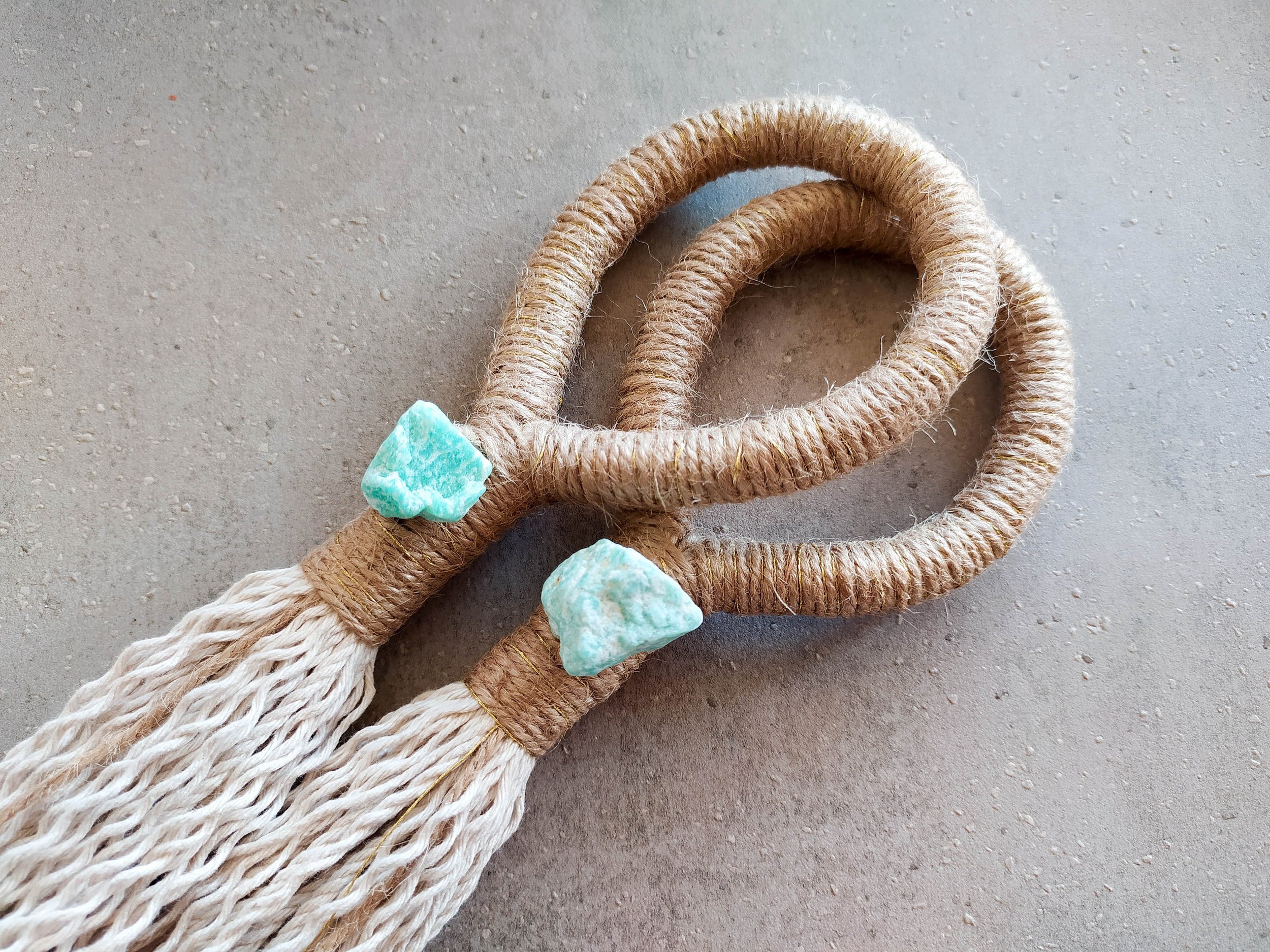https://i.etsystatic.com/8938439/r/il/83bdb3/4055710965/il_fullxfull.4055710965_ii0l.jpg