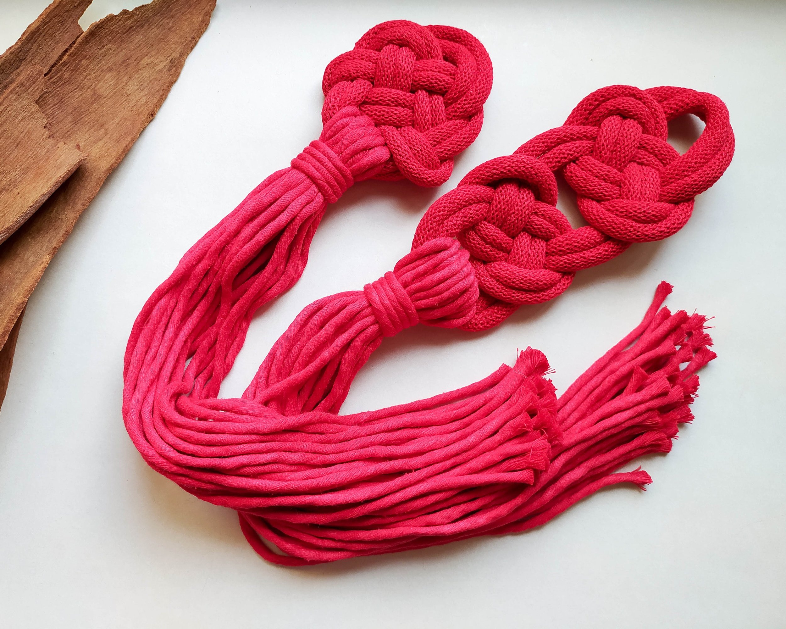https://i.etsystatic.com/8938439/r/il/477b2b/4124270460/il_fullxfull.4124270460_f3uz.jpg