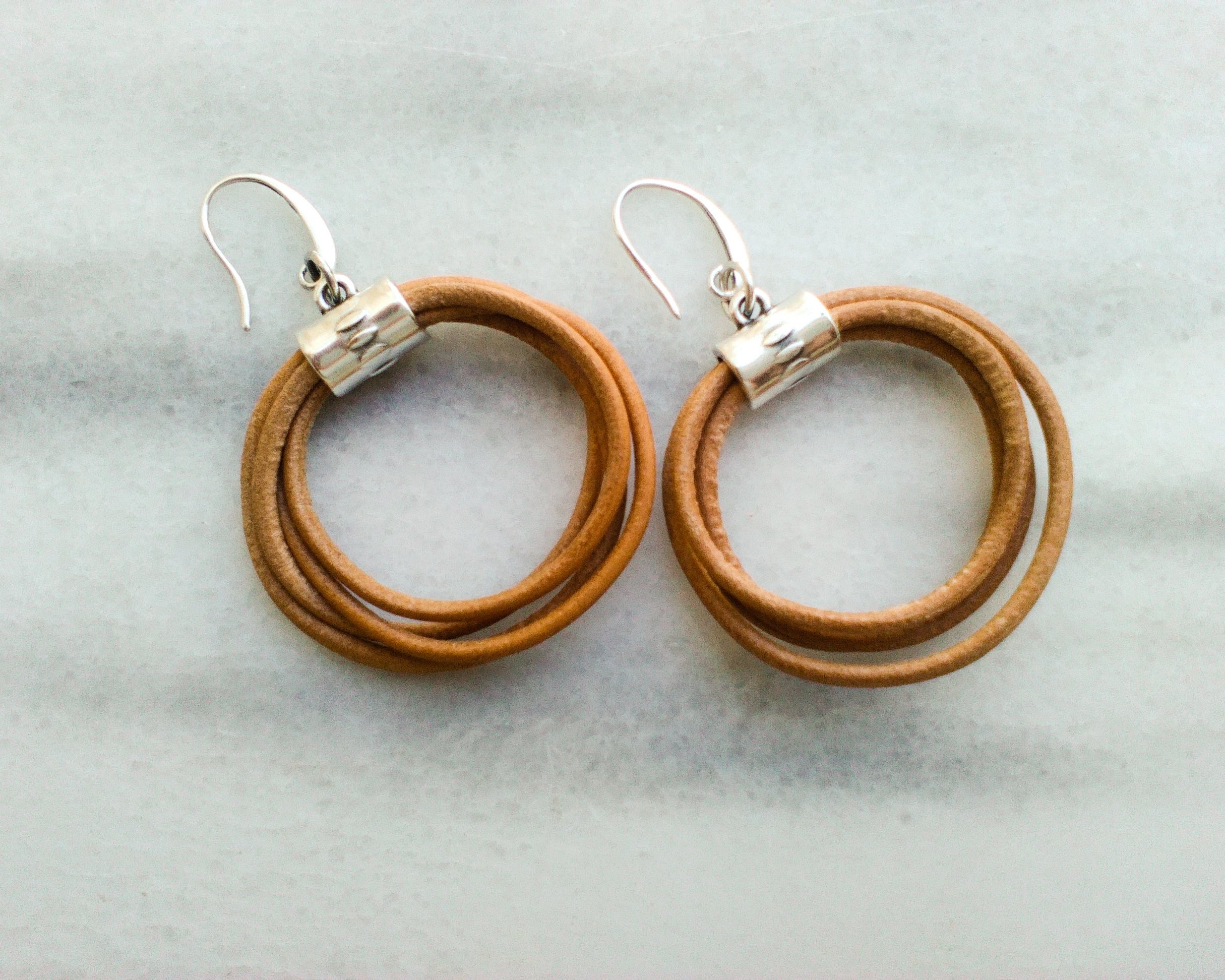 https://i.etsystatic.com/8938439/r/il/6de5bd/1647529678/il_fullxfull.1647529678_7zxv.jpg
