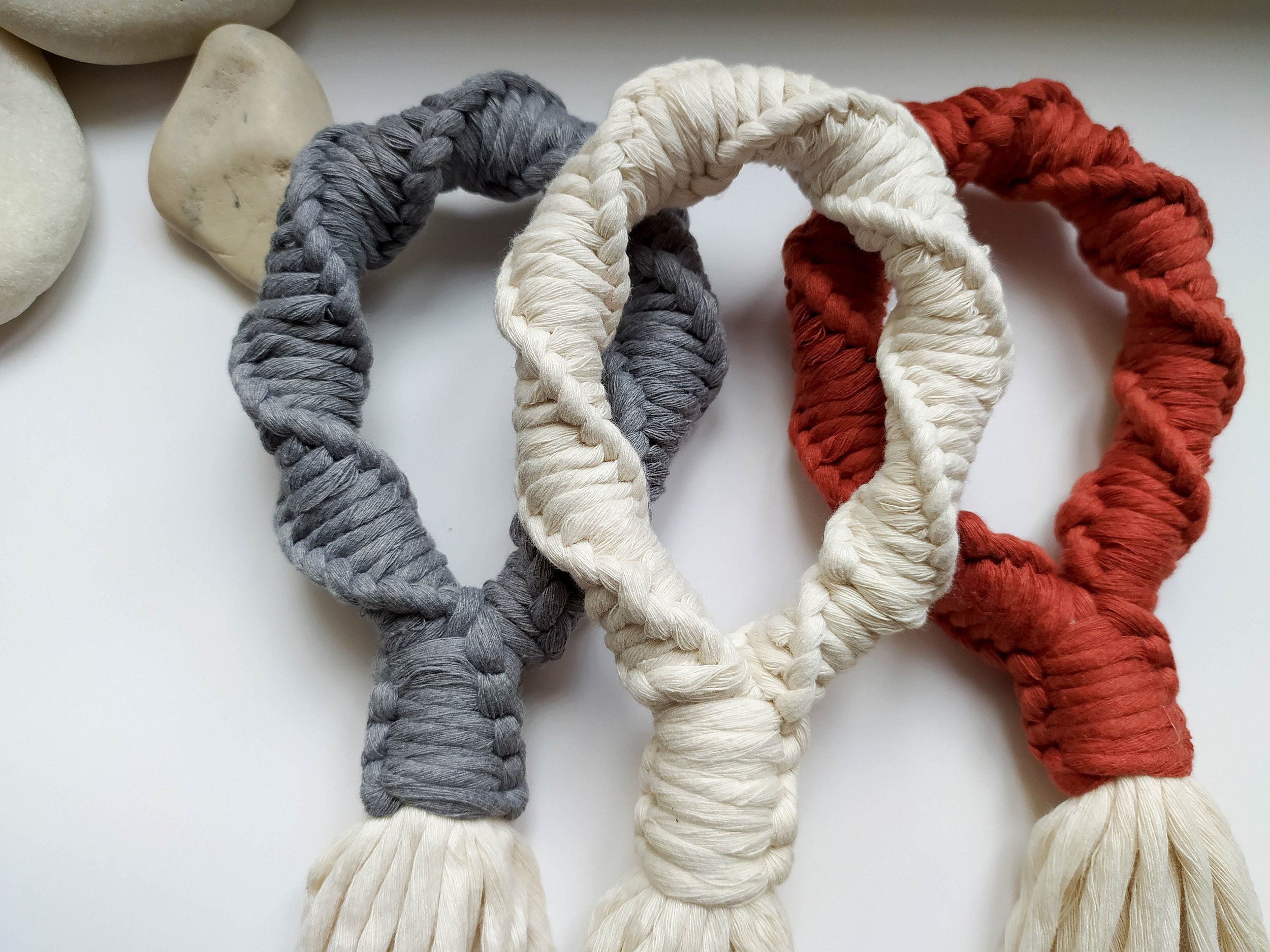 https://i.etsystatic.com/8938439/r/il/85d985/3806384408/il_fullxfull.3806384408_rity.jpg