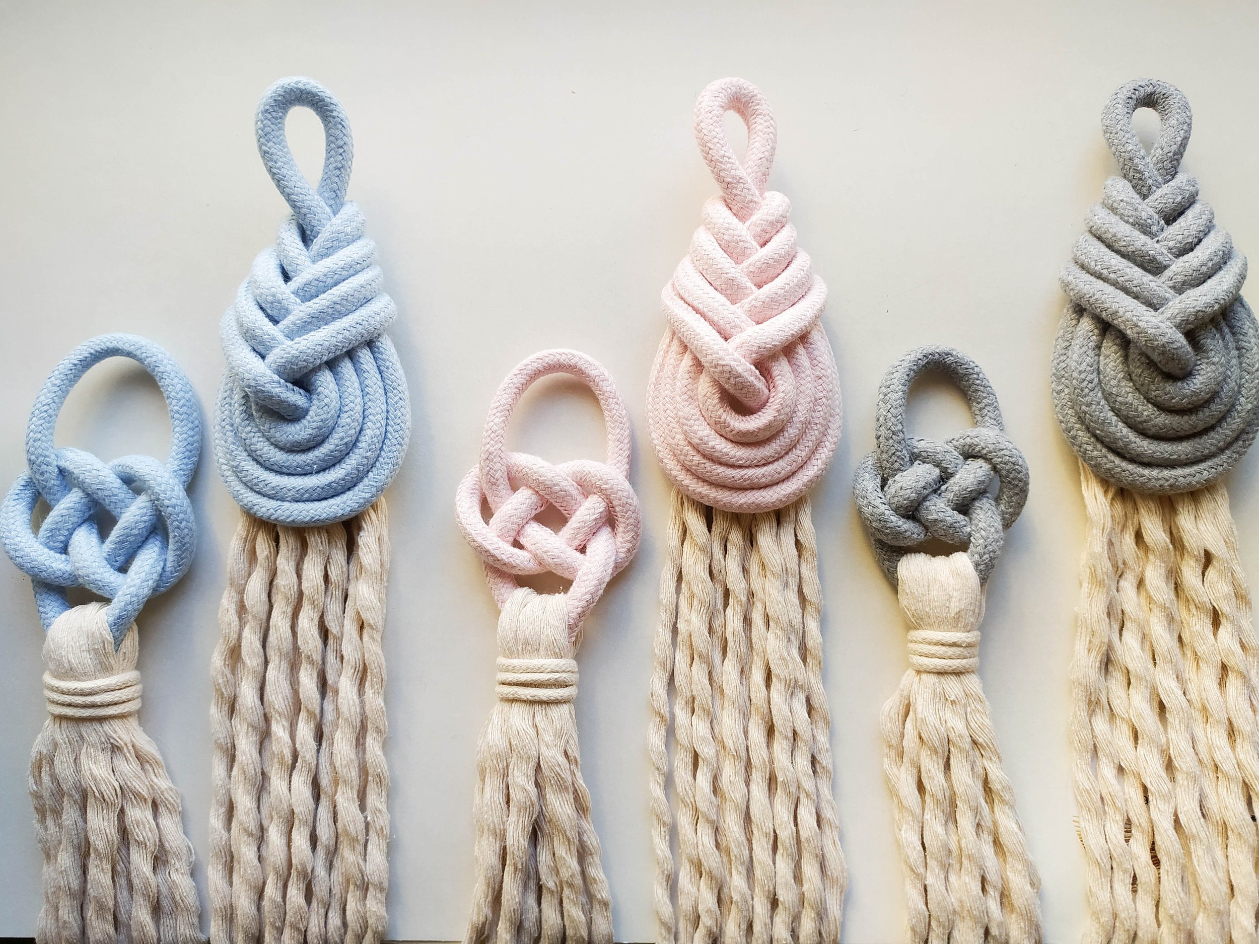 https://i.etsystatic.com/8938439/r/il/2c82fd/4585969945/il_fullxfull.4585969945_cz37.jpg