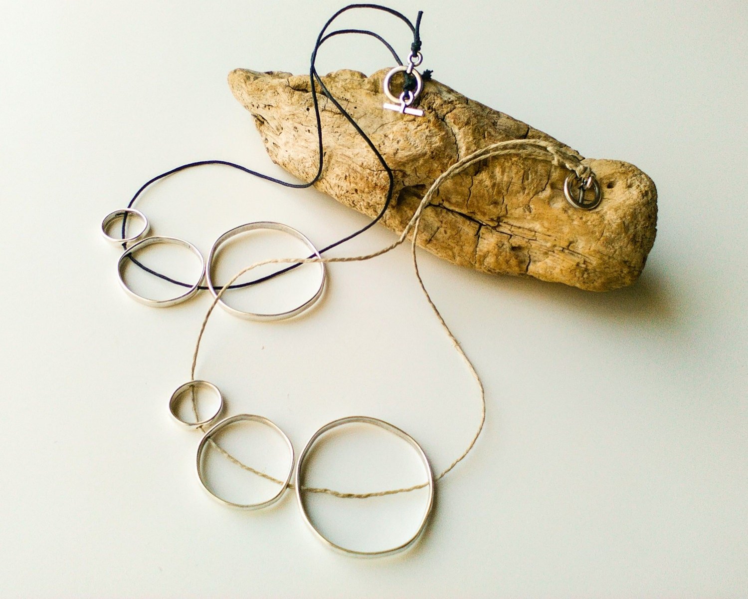 https://i.etsystatic.com/8938439/r/il/f7acd8/968347418/il_fullxfull.968347418_o2f9.jpg