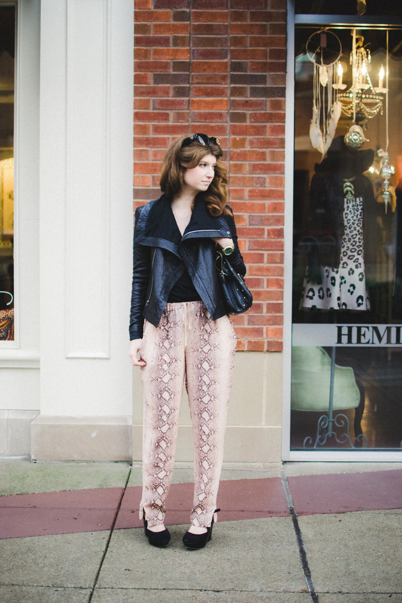 outfit: snakes on ma legs