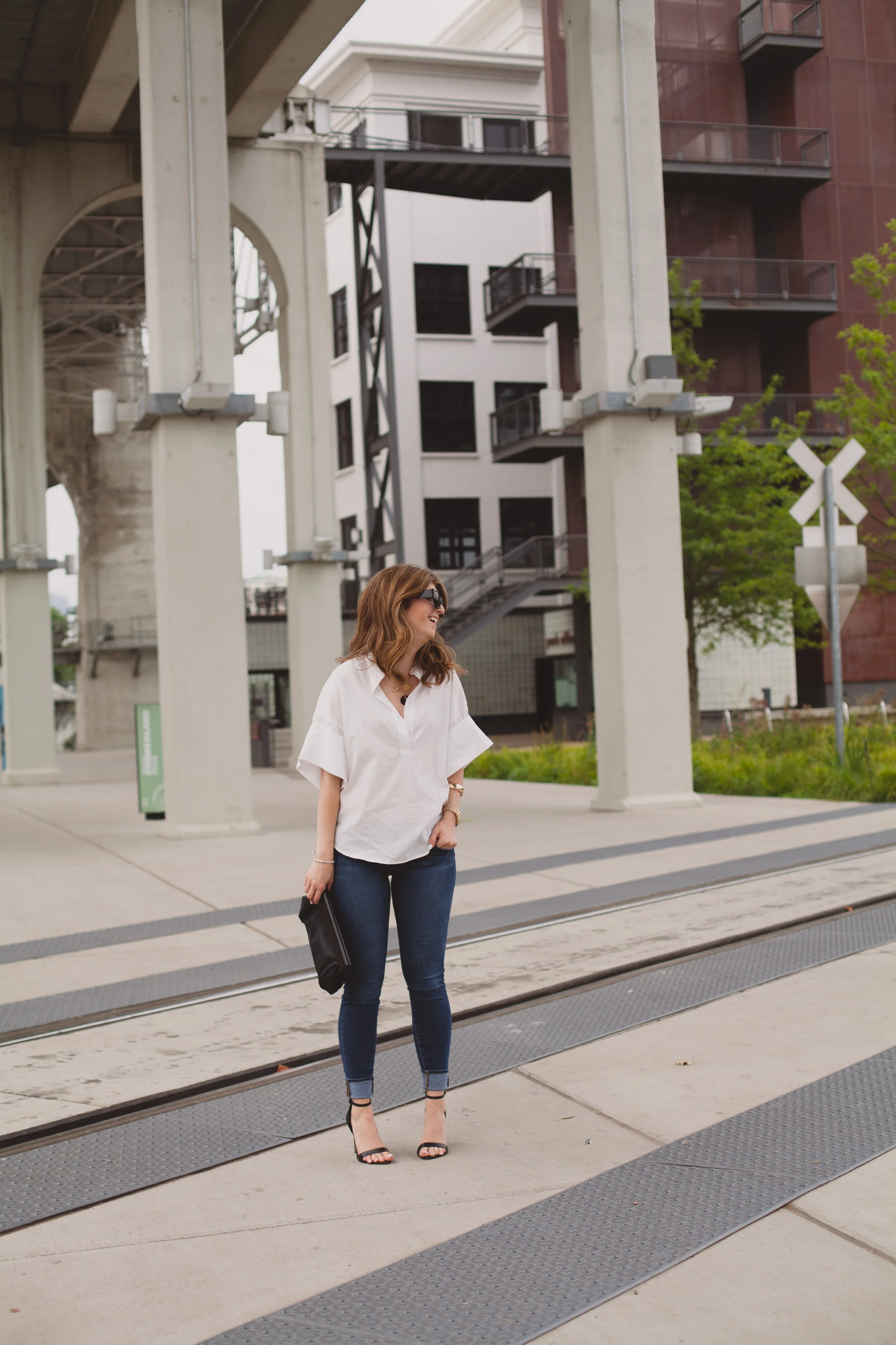 outfit: bigger the better