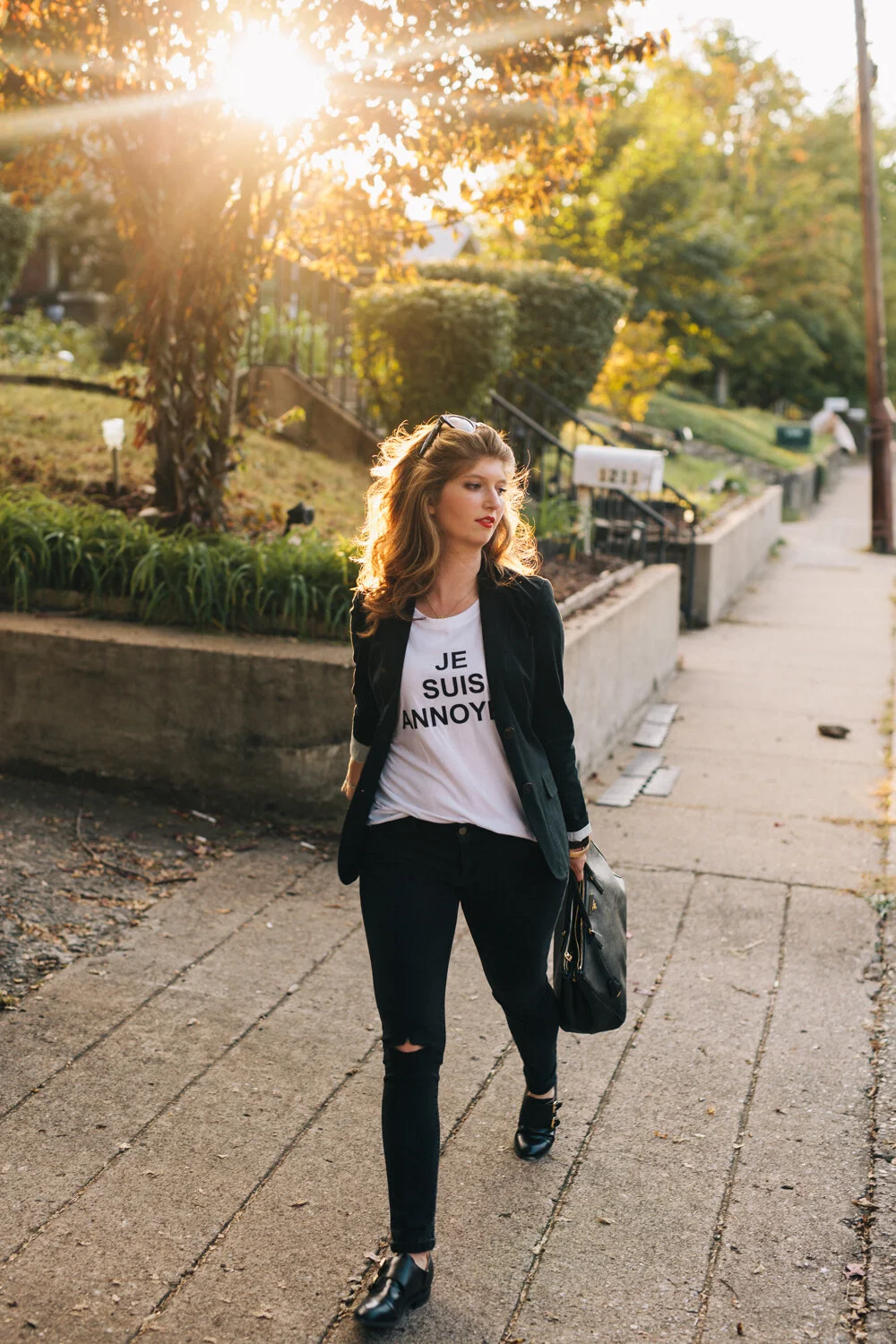 Outfit: T-Shirt Suit