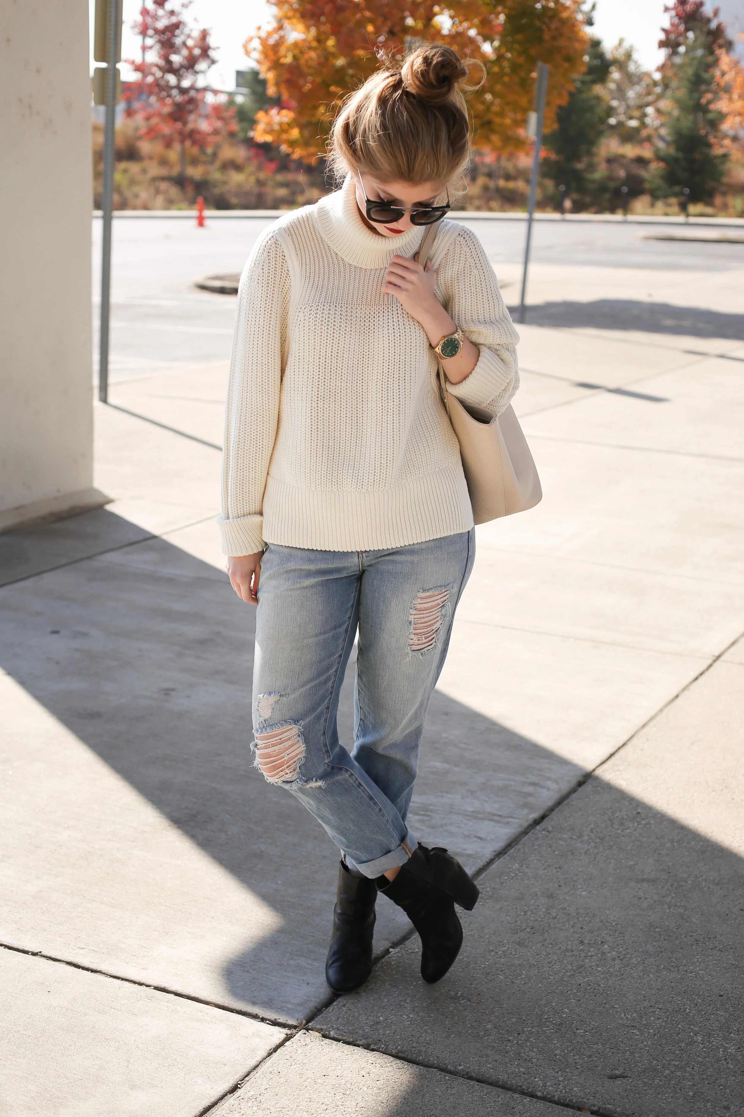 outfit: chunky boyfriend