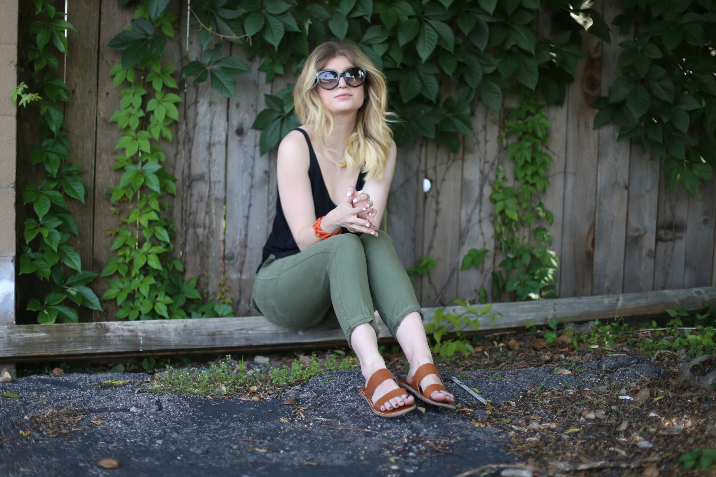 Outfit: Slouchy army pants