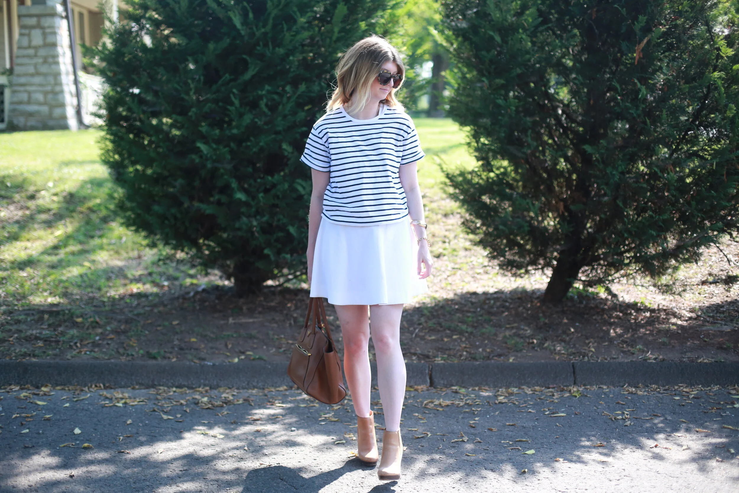 Outfit: How to transition your white dress into fall