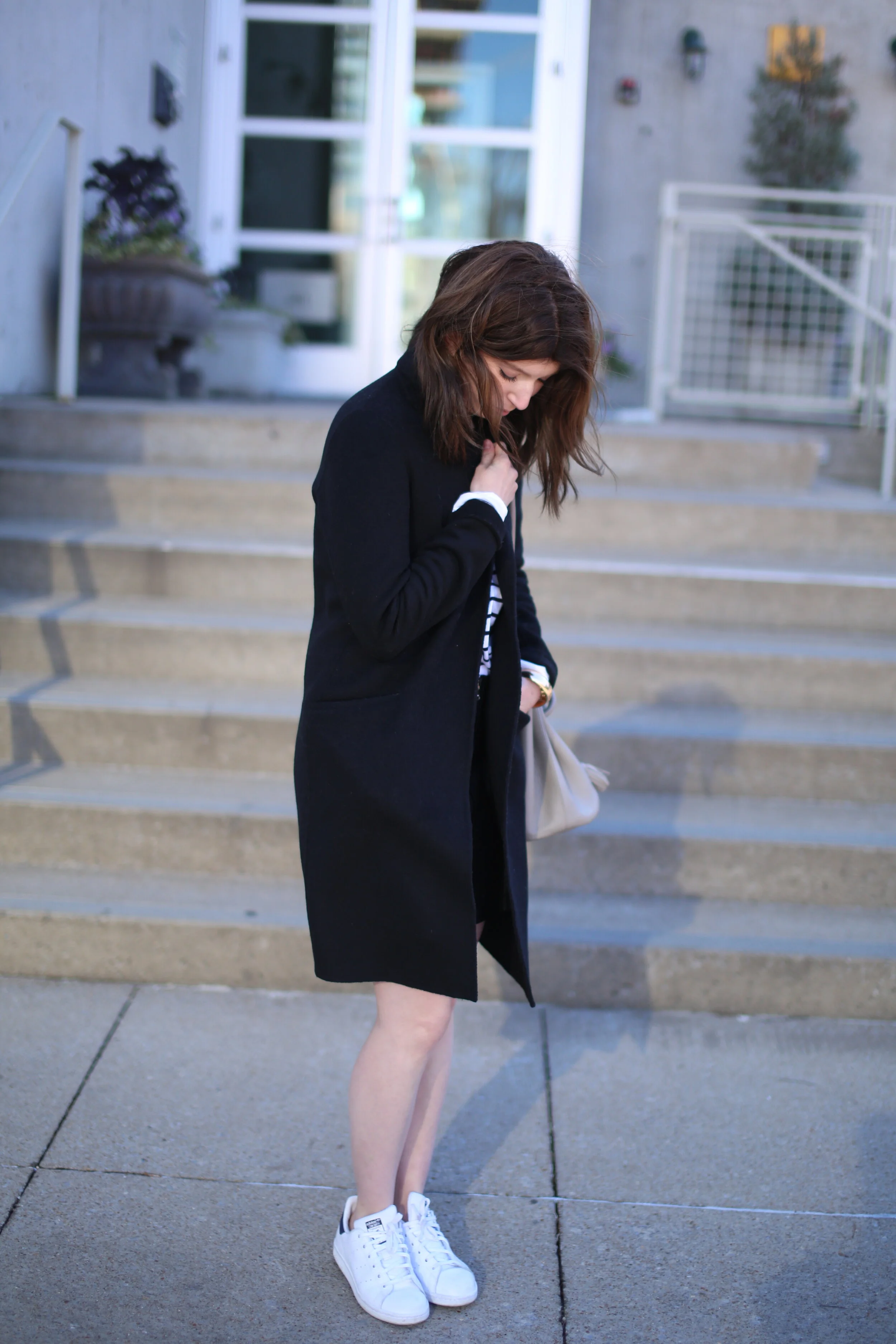 outfit: leather skirt & sneakers