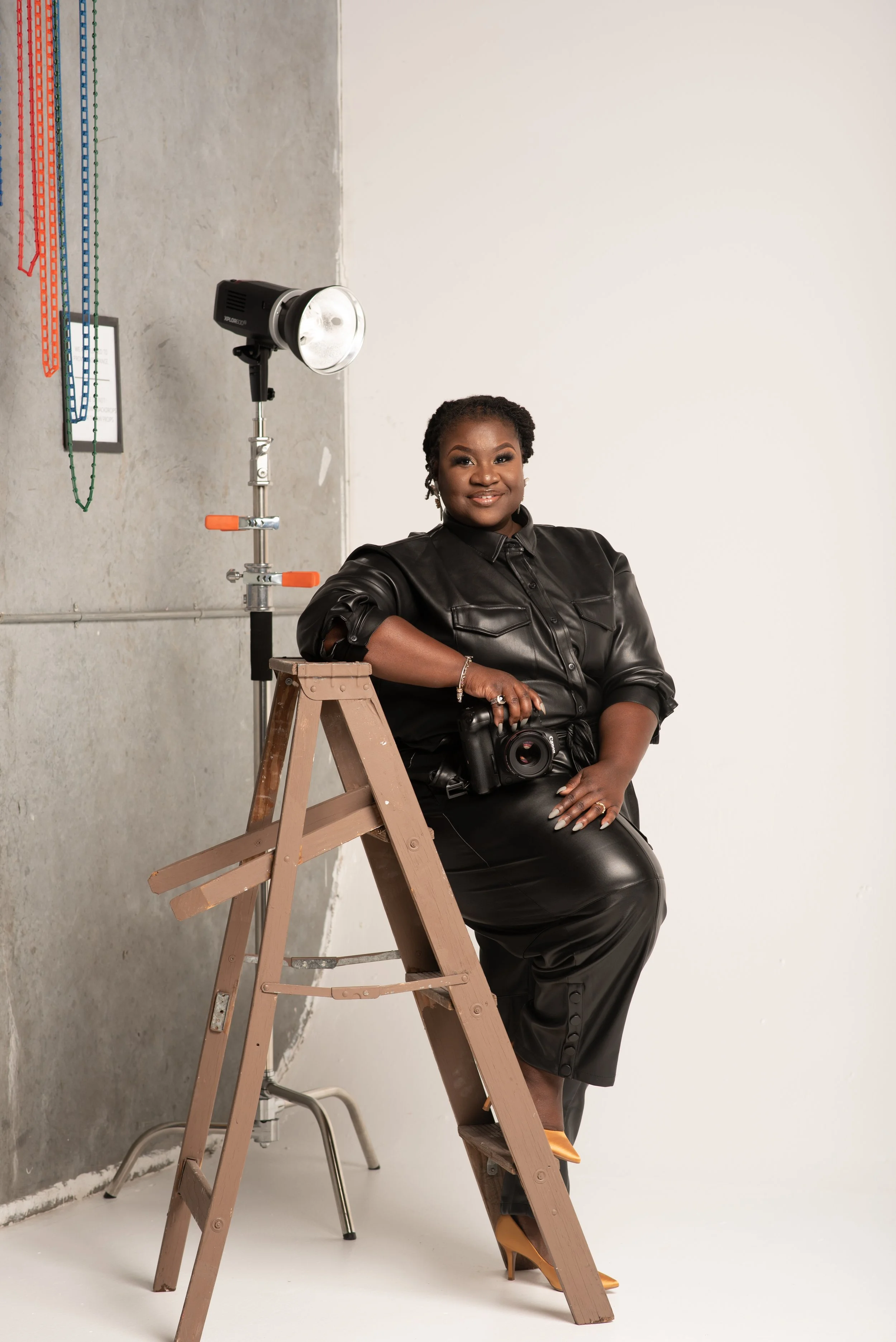 7 Easy Steps to Choosing the Right Photographer: A Stress-Free Guide for Busy Moms &amp; Women Entrepreneurs