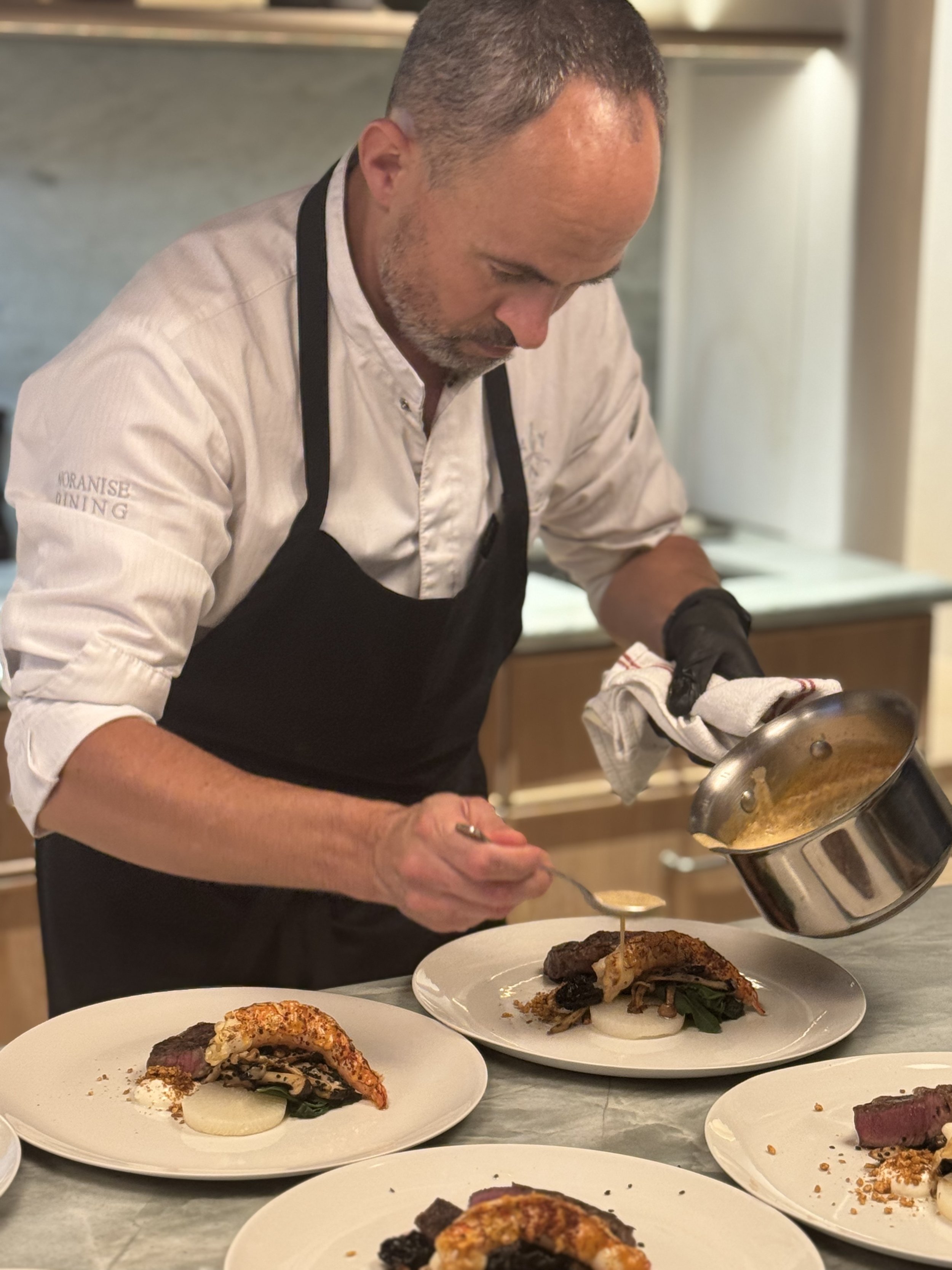 Private Chef vs Catering in Sydney: Which Option Is Best for Corporate Events?