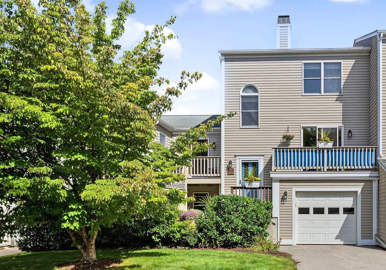 505 Clarks Row - Exterior cropped MLS Res 39.jpg