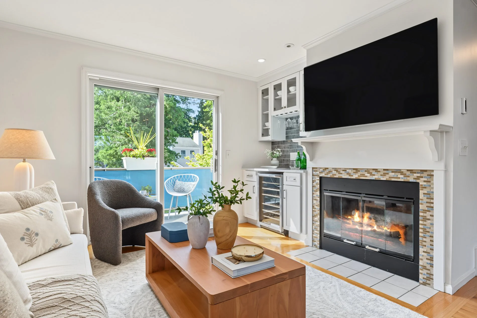 505 Clarks Row - living room angle to fireplace MLS Res 09.jpg
