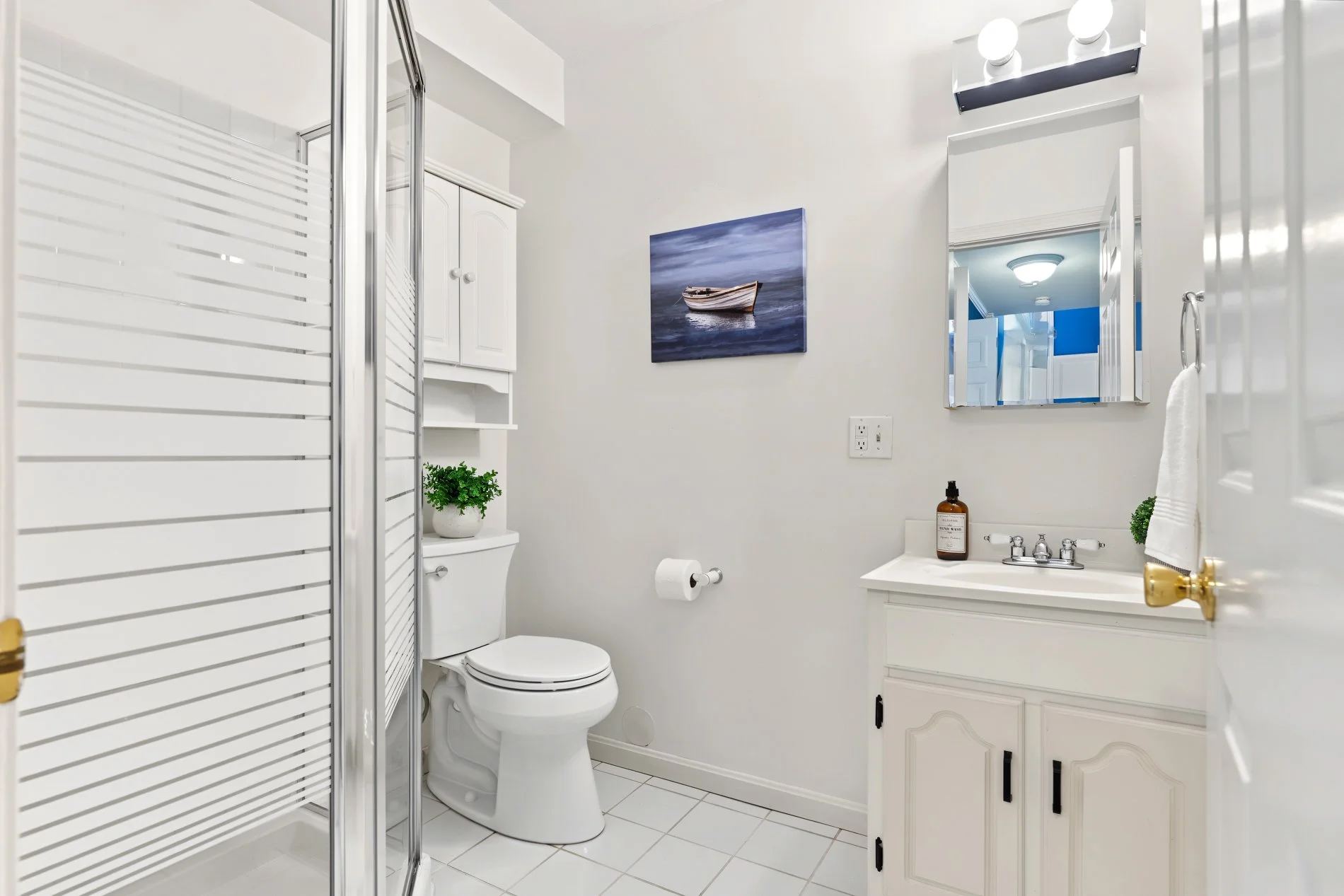 505 Clarks Row - 3rd bath MLS Res 02.jpg
