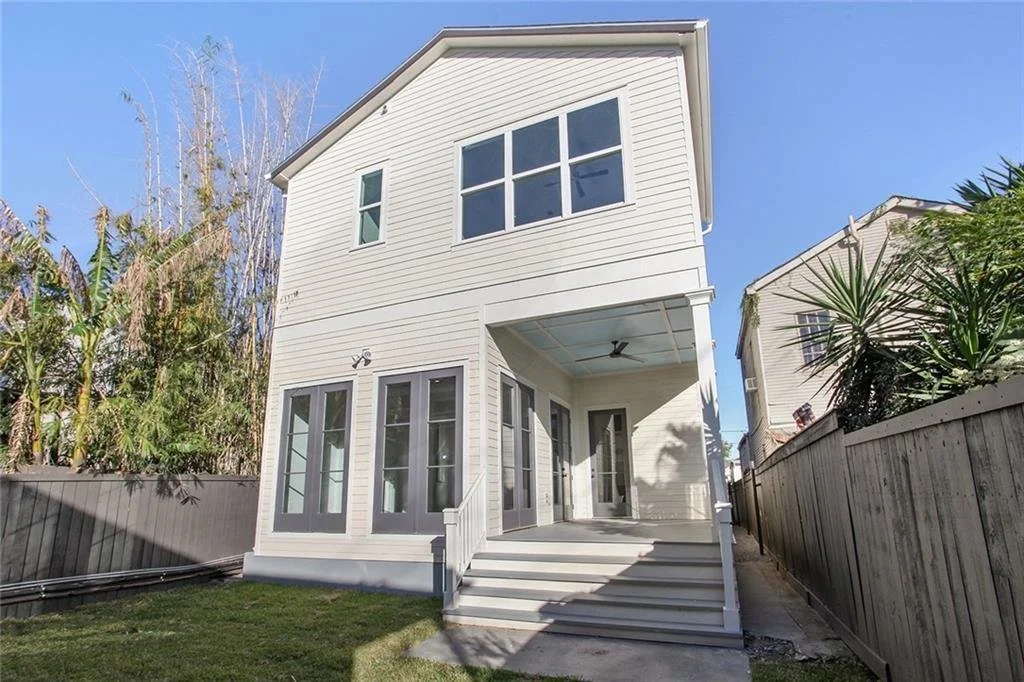 If you need us, we will be getting ready for summer on our Milan St backyard patio! 🙋&zwj;♂️

Happy Friday! 
Asper Construction
504-302-8660

#exterior #construction #backyard #nola #nolahomes #residentialconstruction